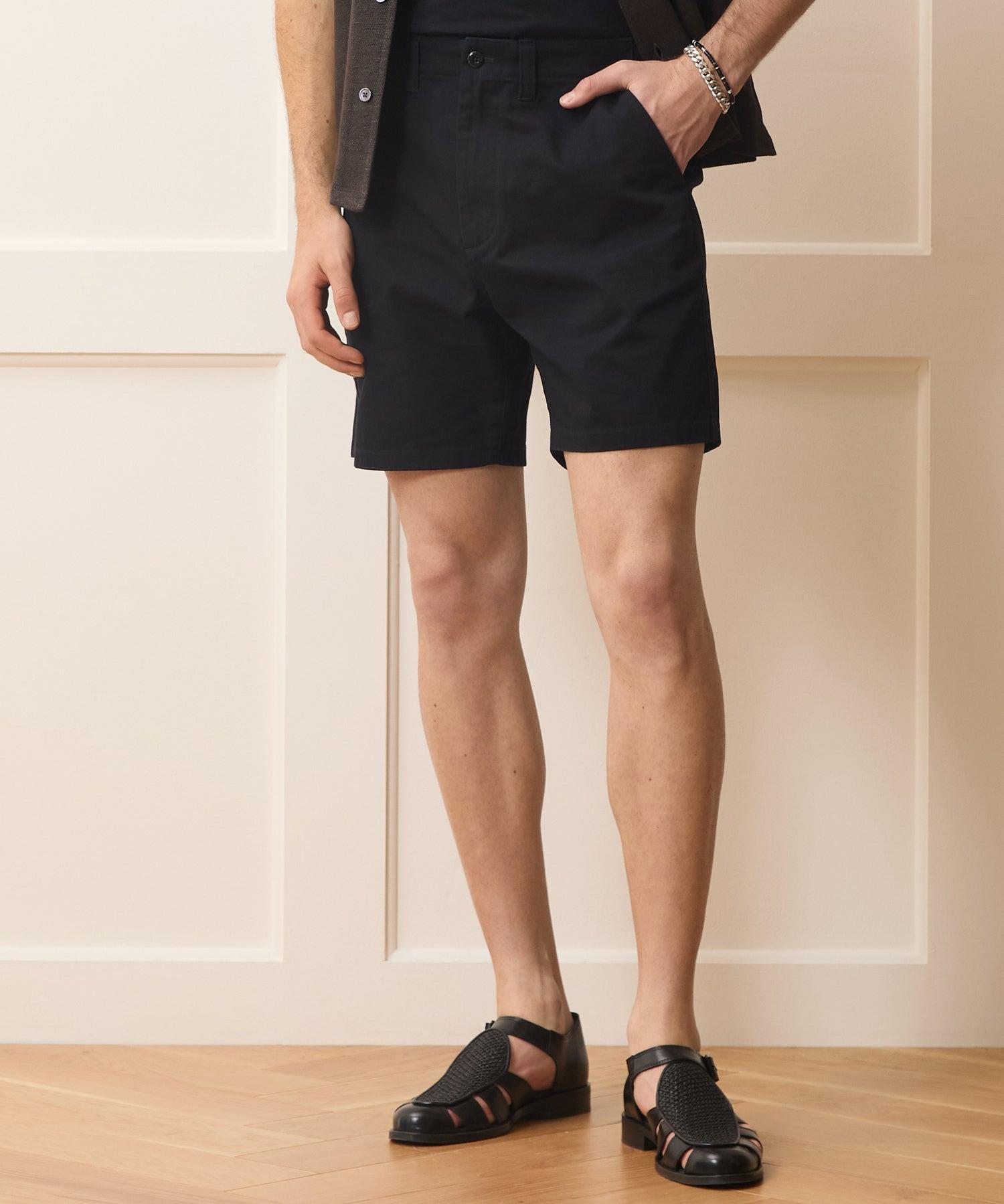 7" Favorite Chino Short Product Image