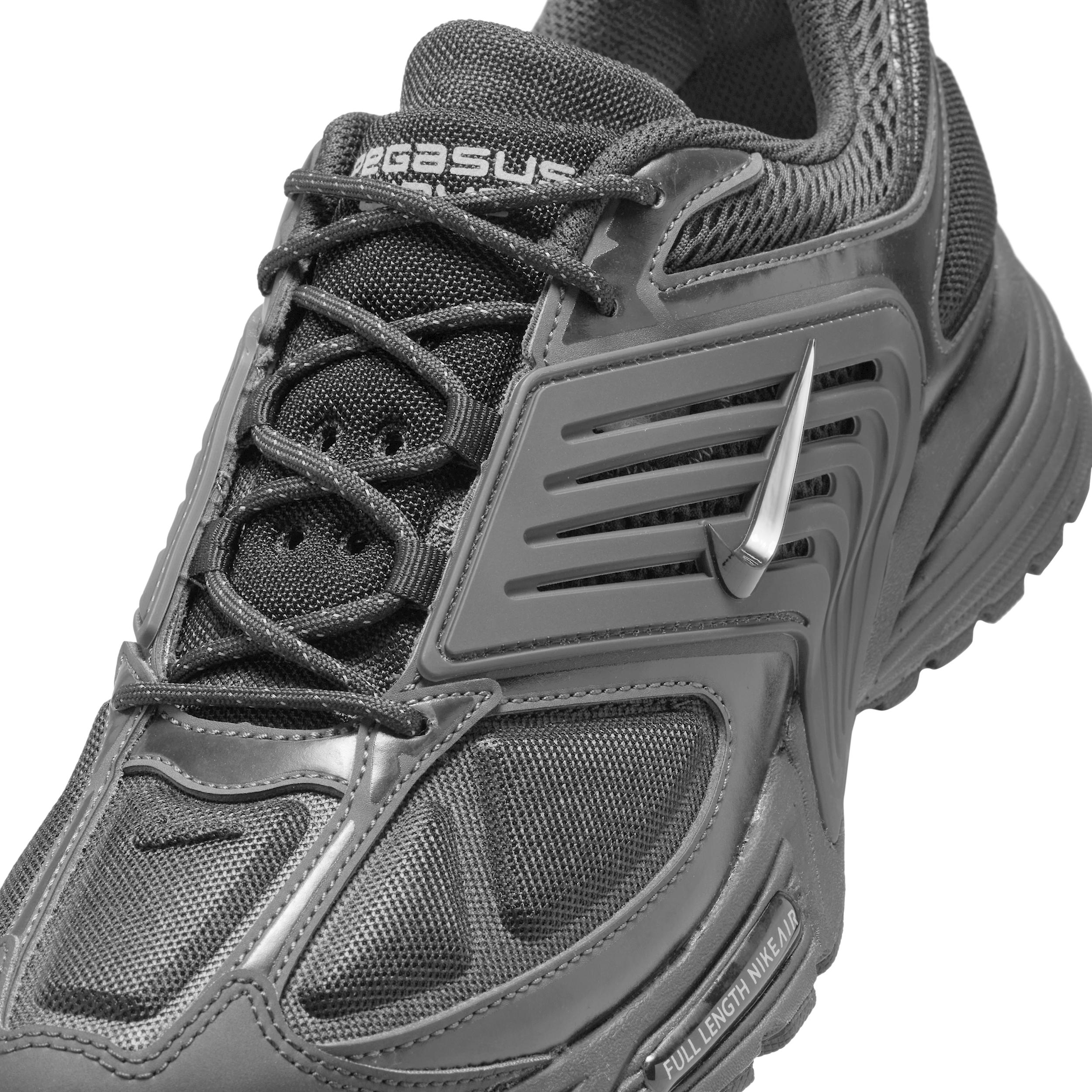 Nike Men's Air Pegasus Wave Shoes Product Image