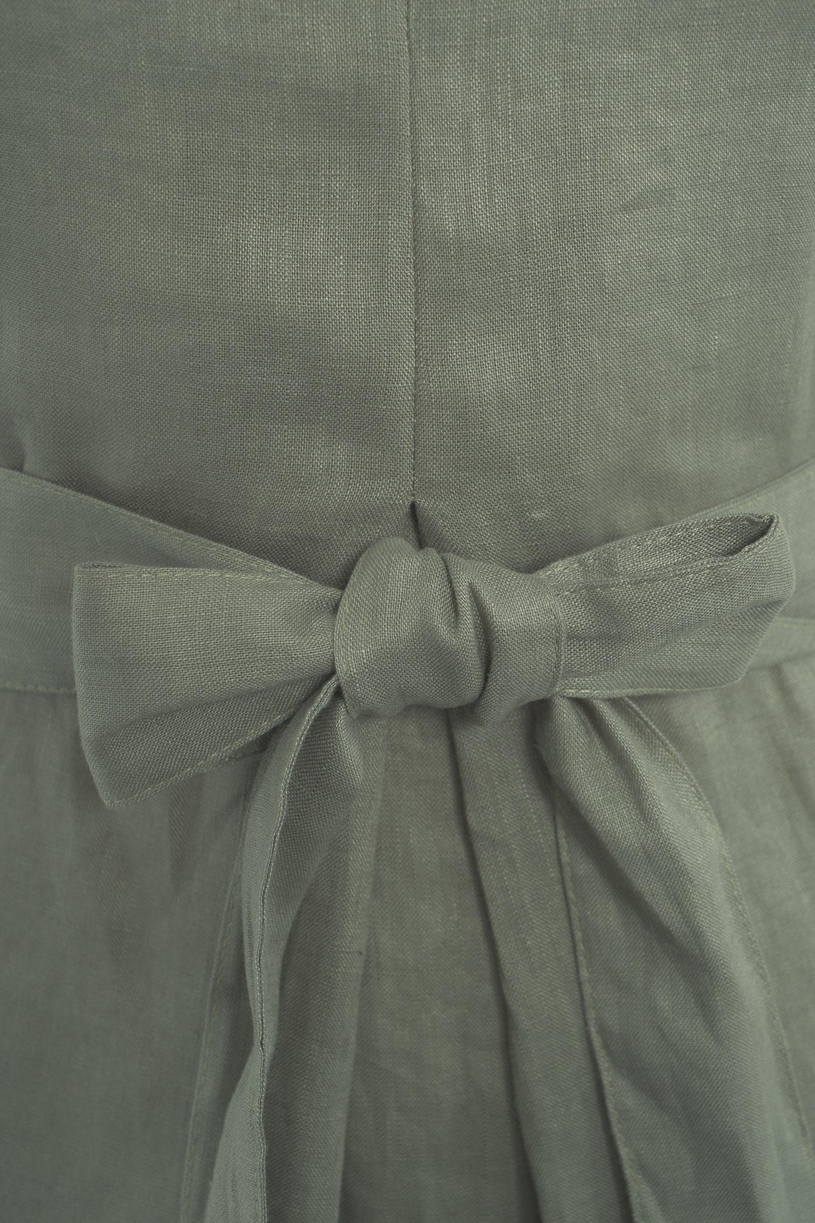 Linen dress with waist belt Product Image