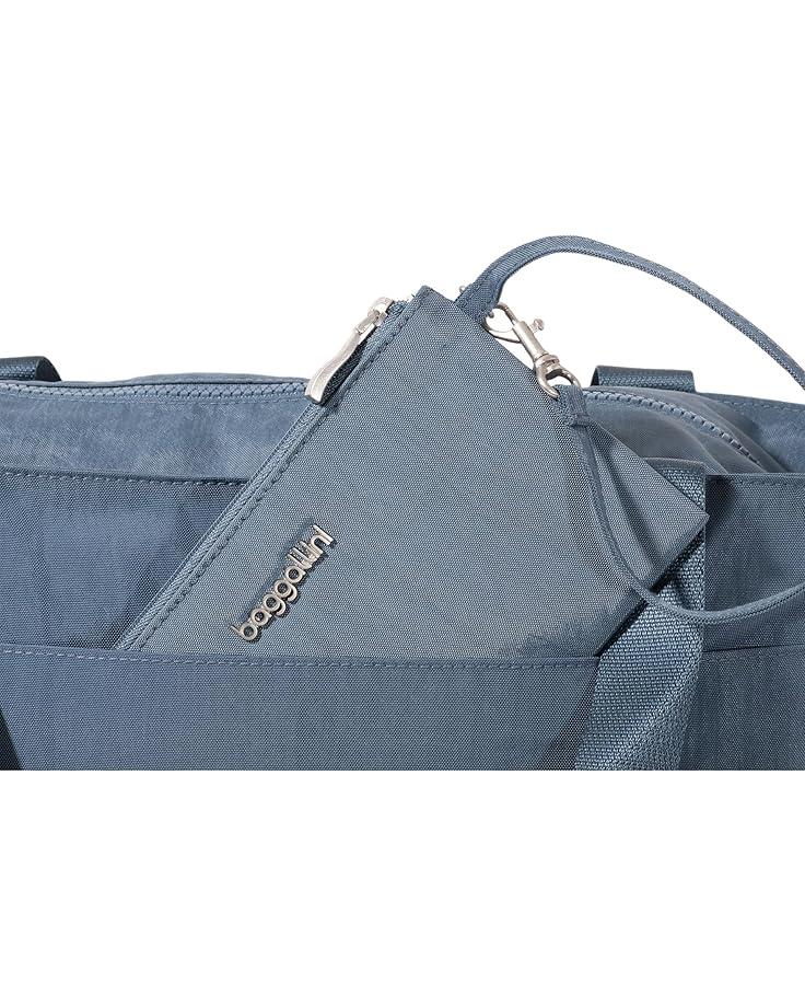 Modern Avenue Tote Product Image