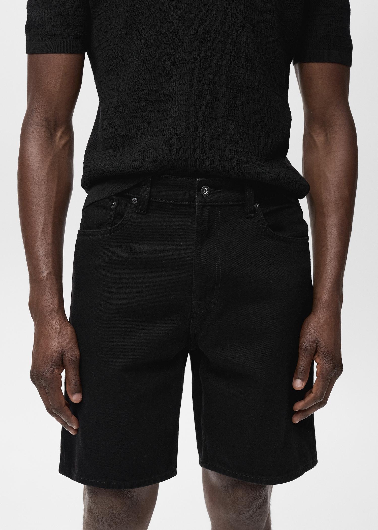 Regular-fit denim shorts - Men | MANGO USA Product Image