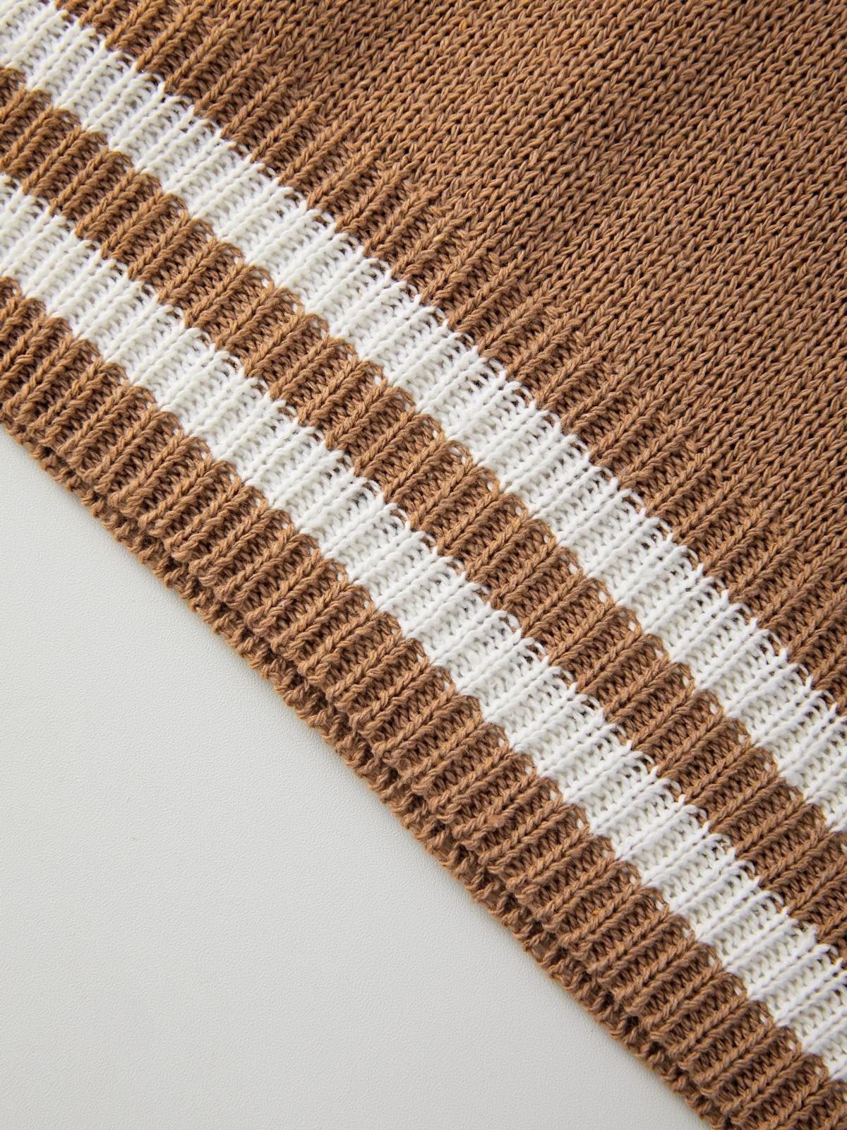 Men's V Neck Striped Sweater Vest Product Image