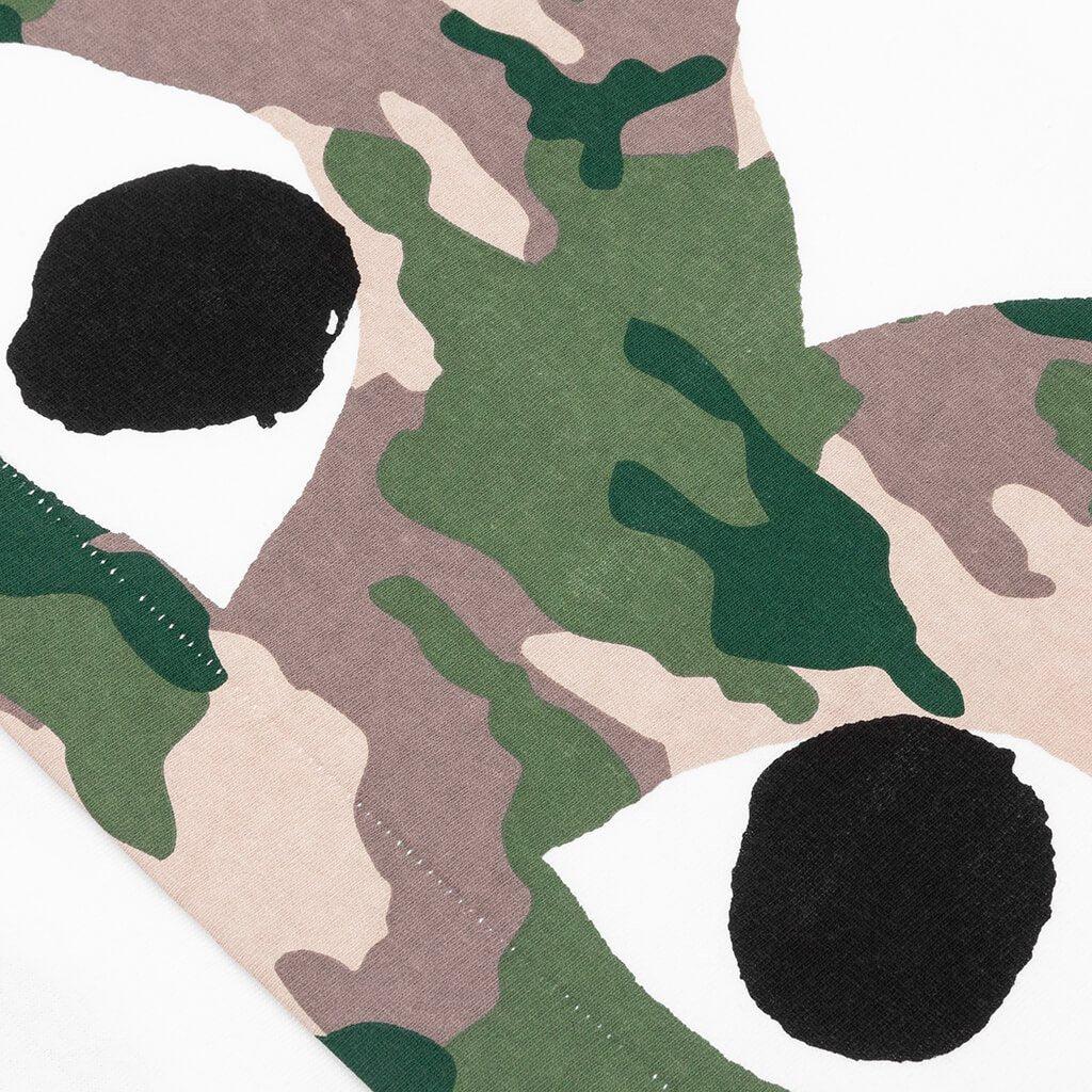 Red Emblem Long Heart T-Shirt - White Male Product Image