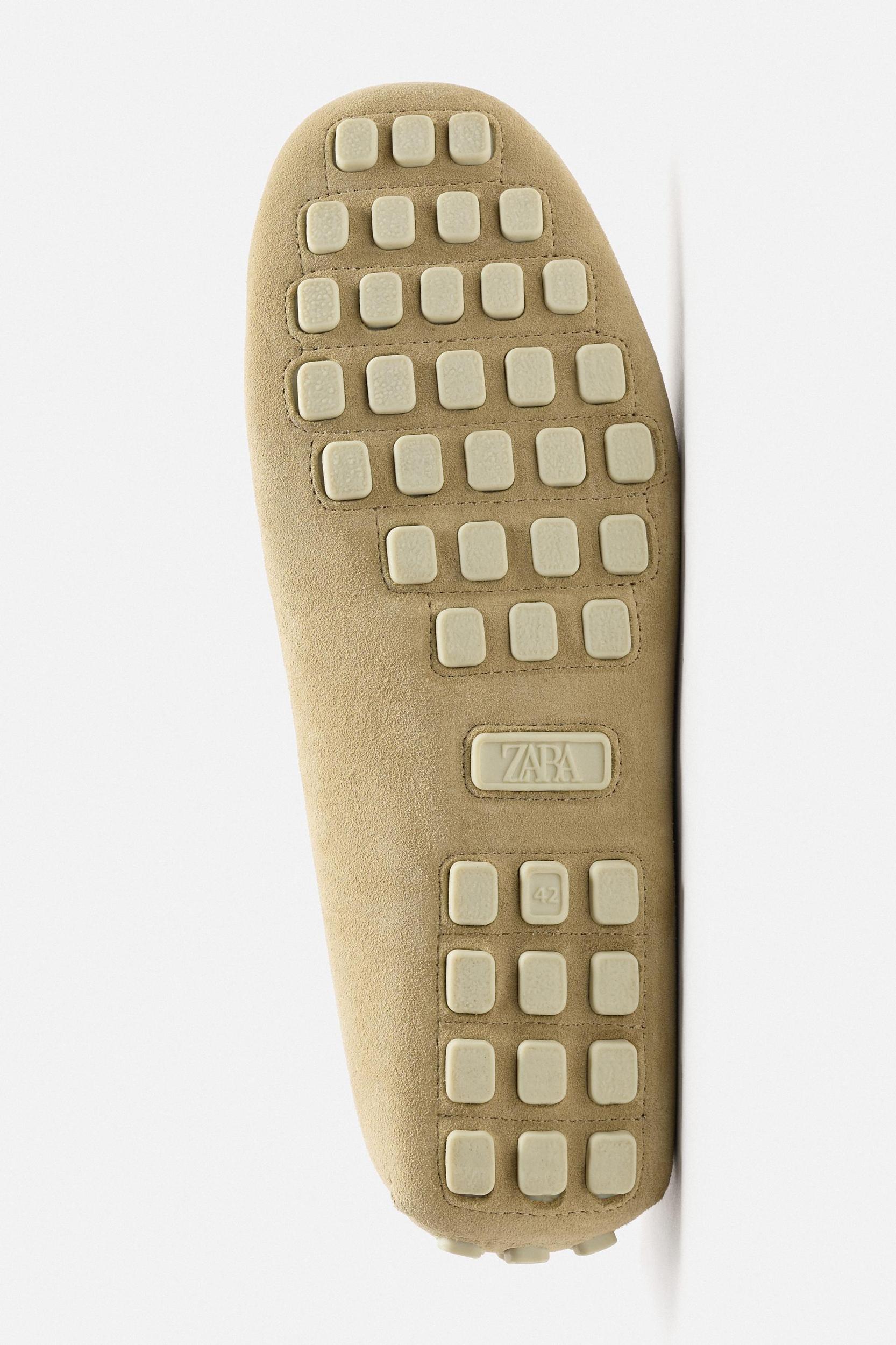 CASUAL LEATHER LOAFERS Product Image