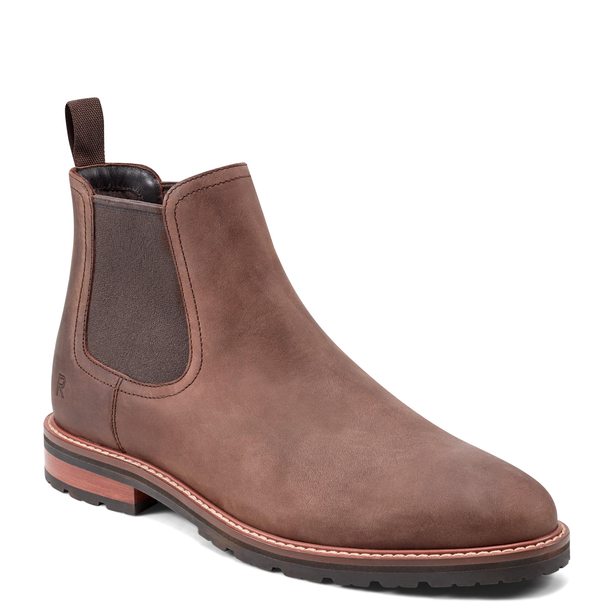 Men's Cassius Slip-on Almond Toe Boots Product Image