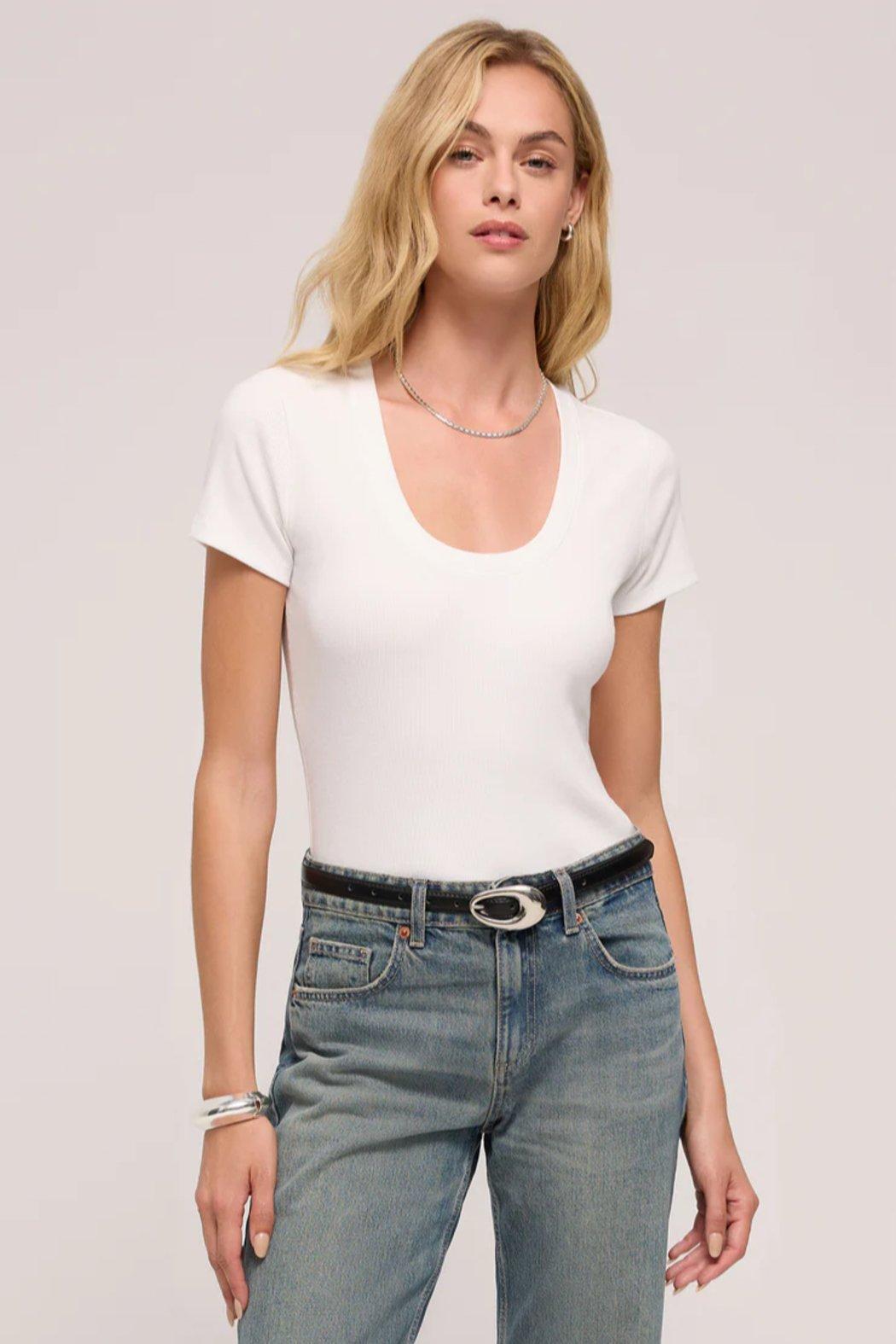 Sirena Short Sleeve Tee Product Image