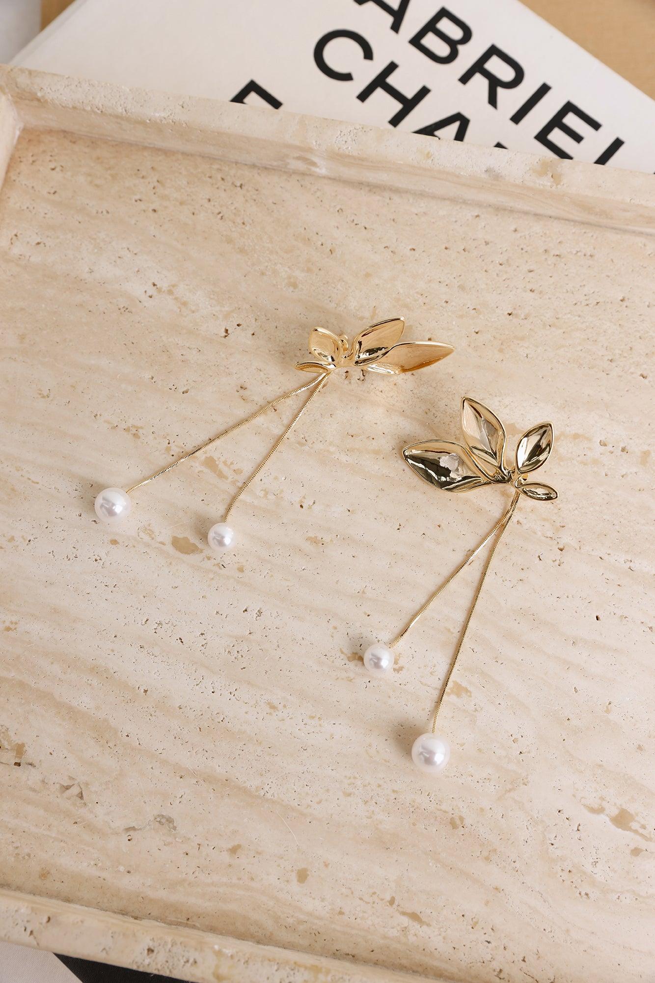 Everything More Earrings Gold Product Image