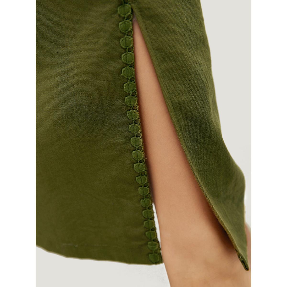 Plus Size Plain Pocket Elastic Waist Pompom Detail Split Pants Women ArmyGreen Elegant Mid Rise Dailywear Pants BloomChic 30/6X Product Image