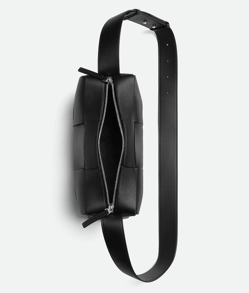 Men's Arco Camera Bag in Black Product Image