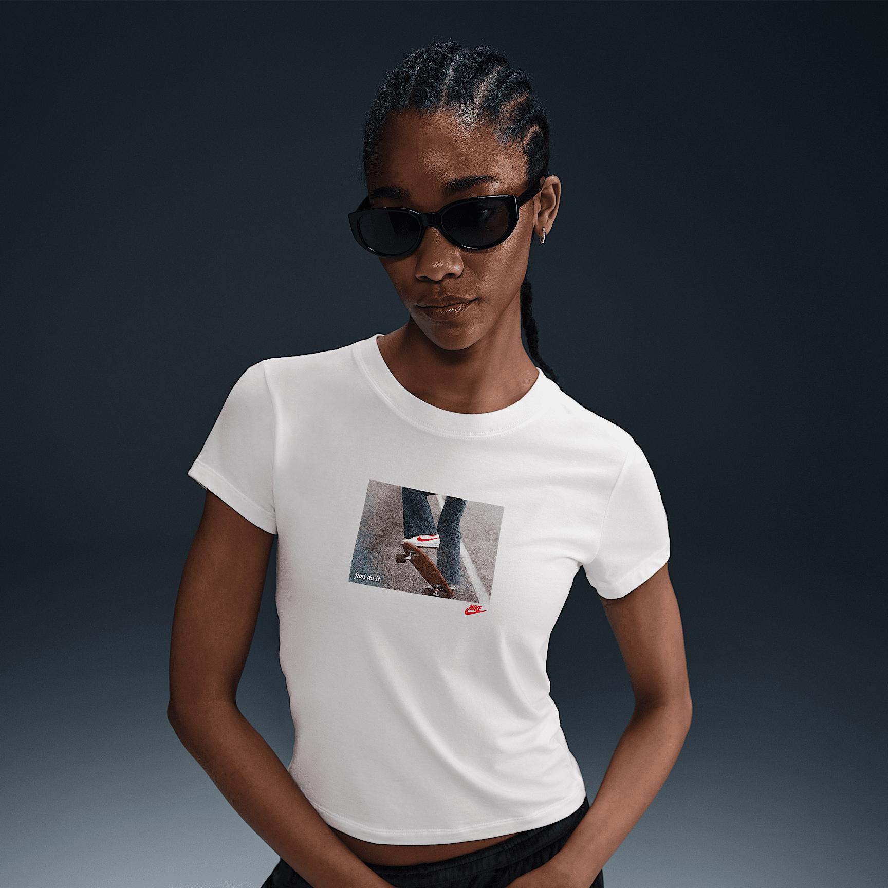 Women's Nike Sportswear Chill Knit Slim Cropped T-Shirt Product Image