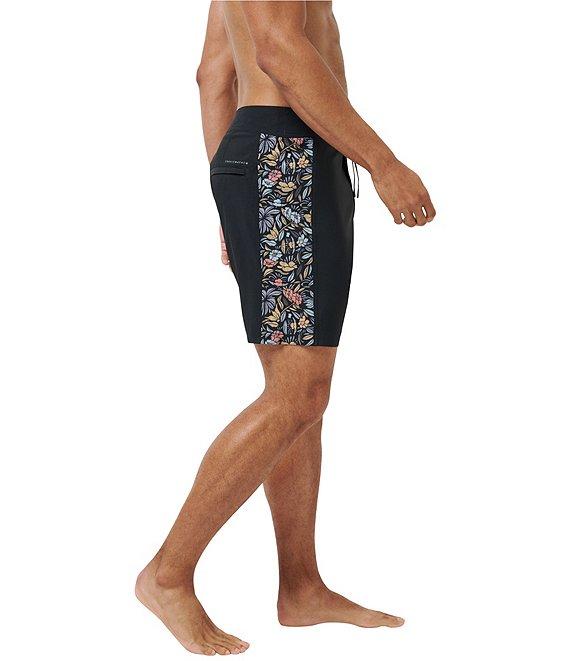 TravisMathew Day Cruise 7#double; Inseam Boardshorts Product Image