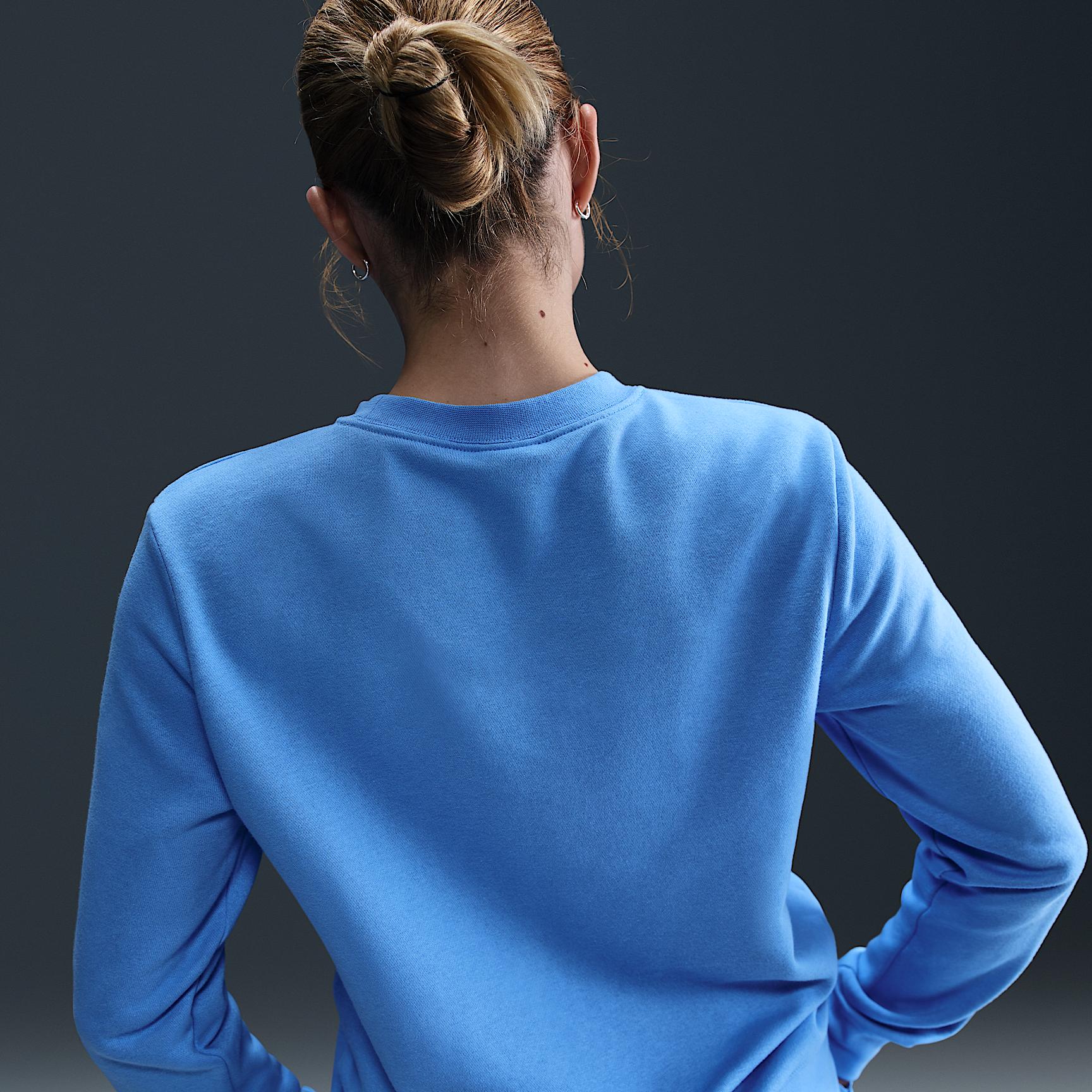Nike Sportswear Club Fleece Women's Crew-Neck Sweatshirt Product Image