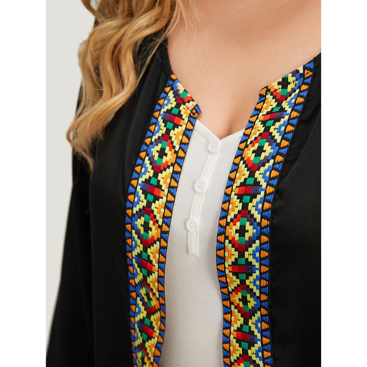 Plus Size Bandana Print Tassels Trim Open Front Kimono Women Black Casual Tassels Pocket Dailywear Kimonos BloomChic 12/L Product Image