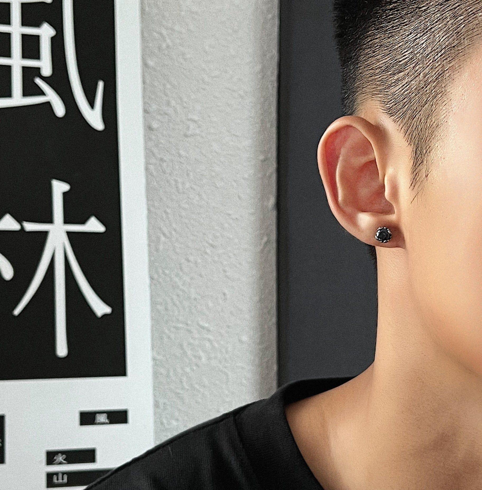 DIAMOND STUDDED EARRING Product Image