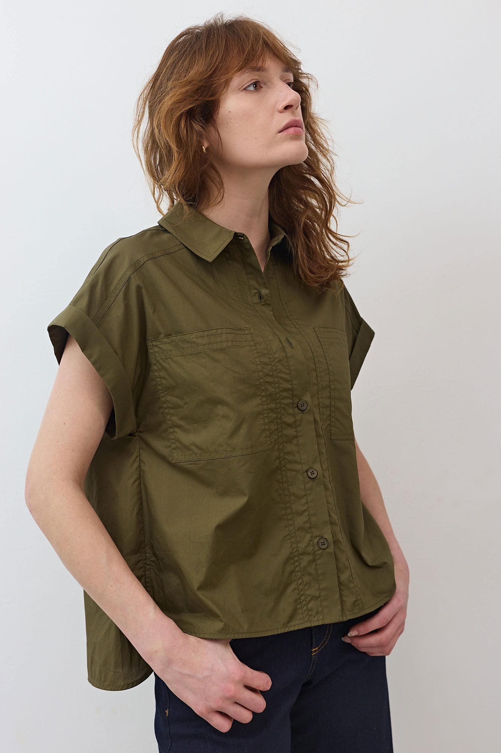 Short Sleeve Poplin Button Down Blouse Product Image