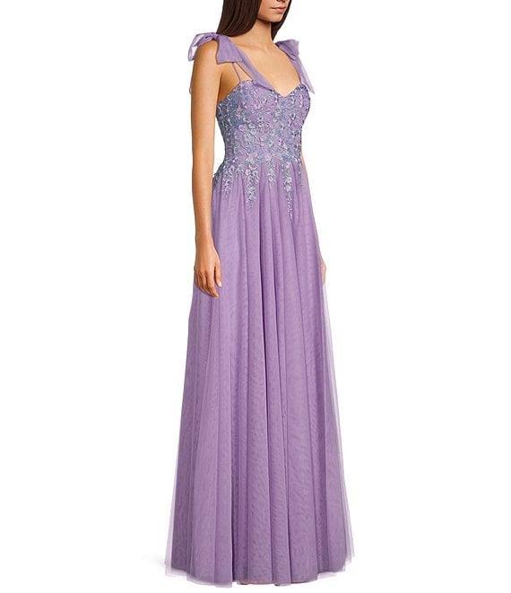 City Vibe Sweetheart Neck Spaghetti Tie Straps Embroidered Applique Bodice Side Slit Gown Product Image