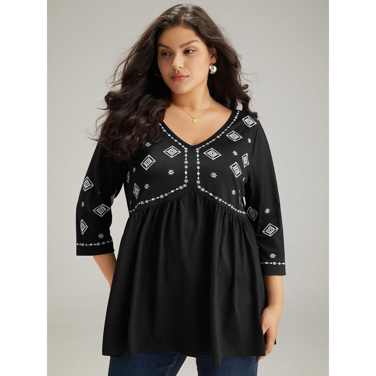 Plus Size Bandana Embroidered V Neck Gathered T-shirt Black Women Elegant Embroidered Bohemian Print V-neck Dailywear T-shirts BloomChic 10/M Product Image