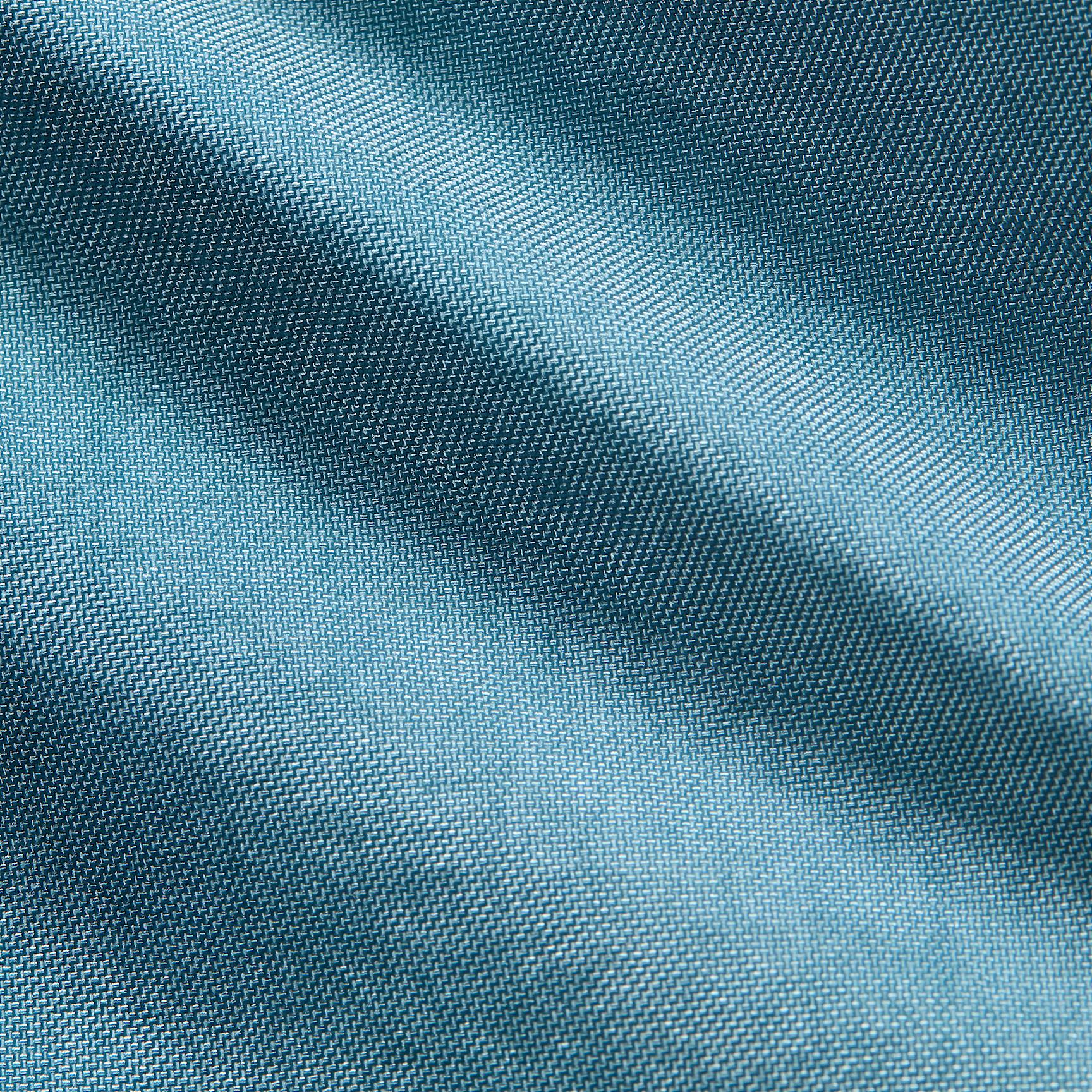 Nike Unisex Aura Crossbody Bag (2L) | HM6120-006 Product Image