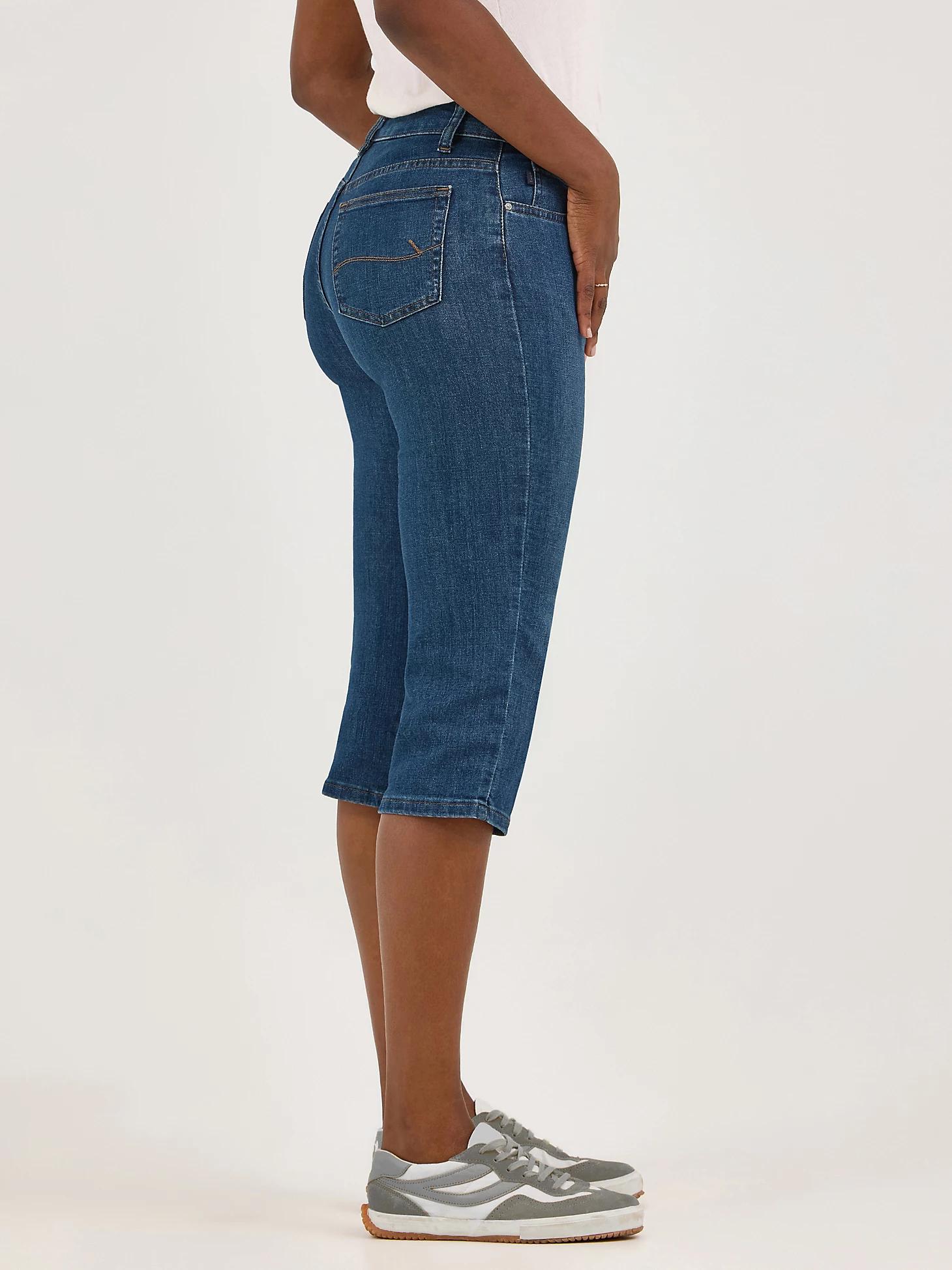Women's Capris: Relaxed Fit Capri Pants | Denim Pants | Lee® Product Image