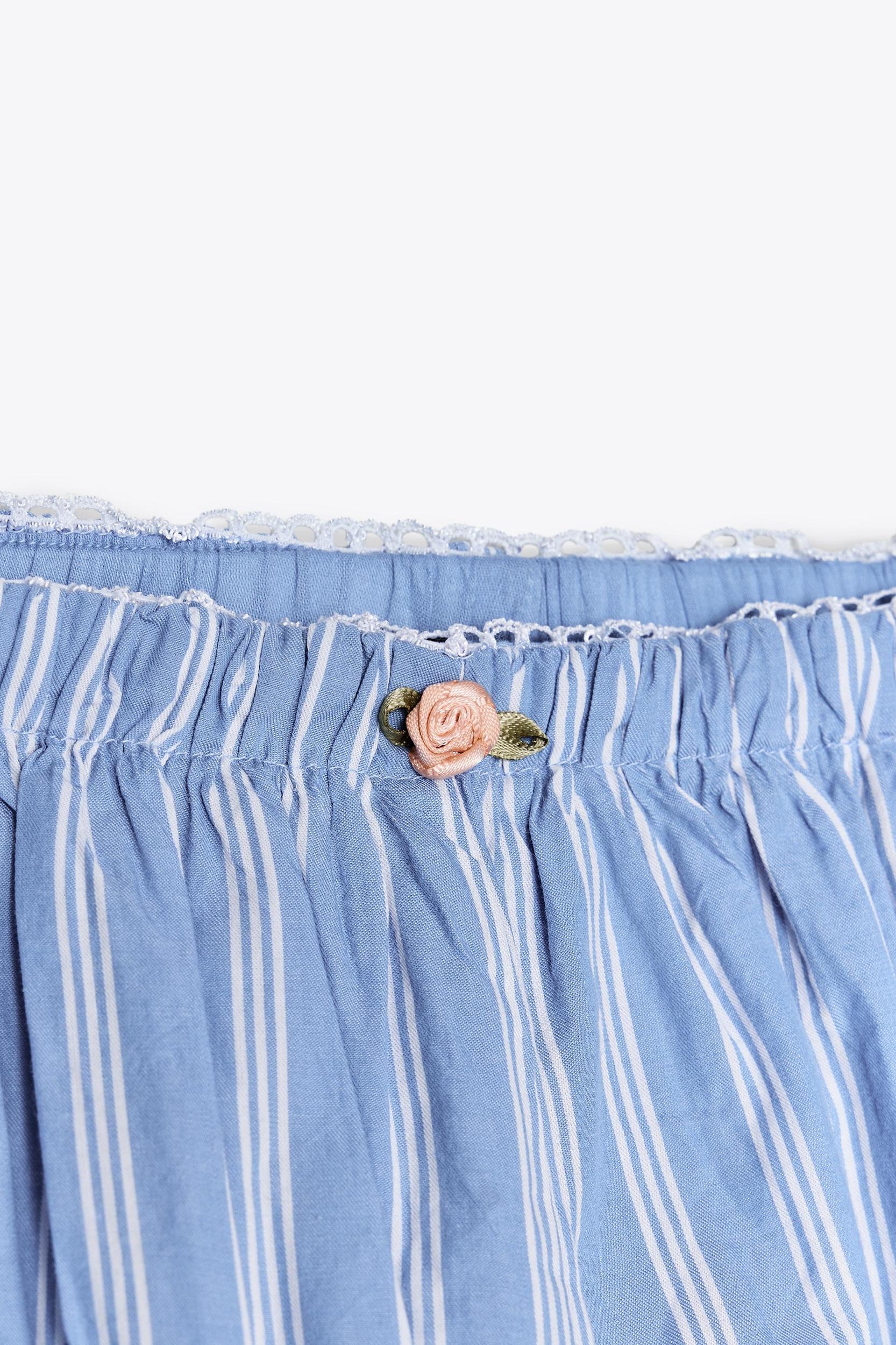 STRIPED MINI VOLUME SHORTS Product Image