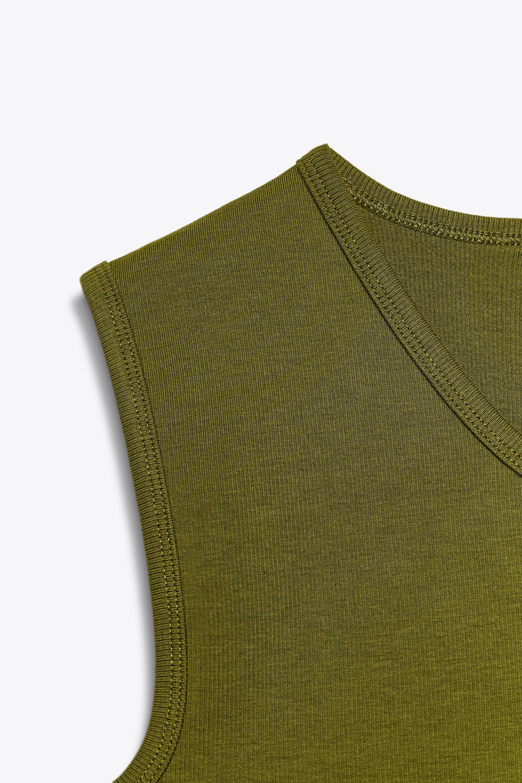 STRETCH RIBBED TOP Product Image