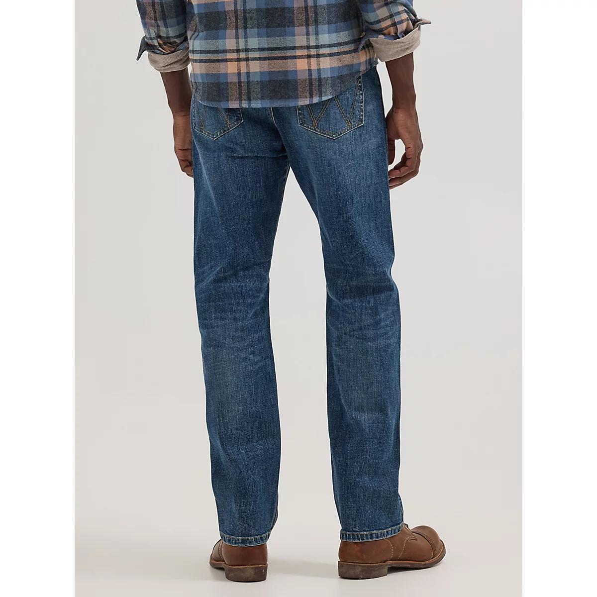Men's Peak Comfort Regular Fit Jean in Ballast Product Image