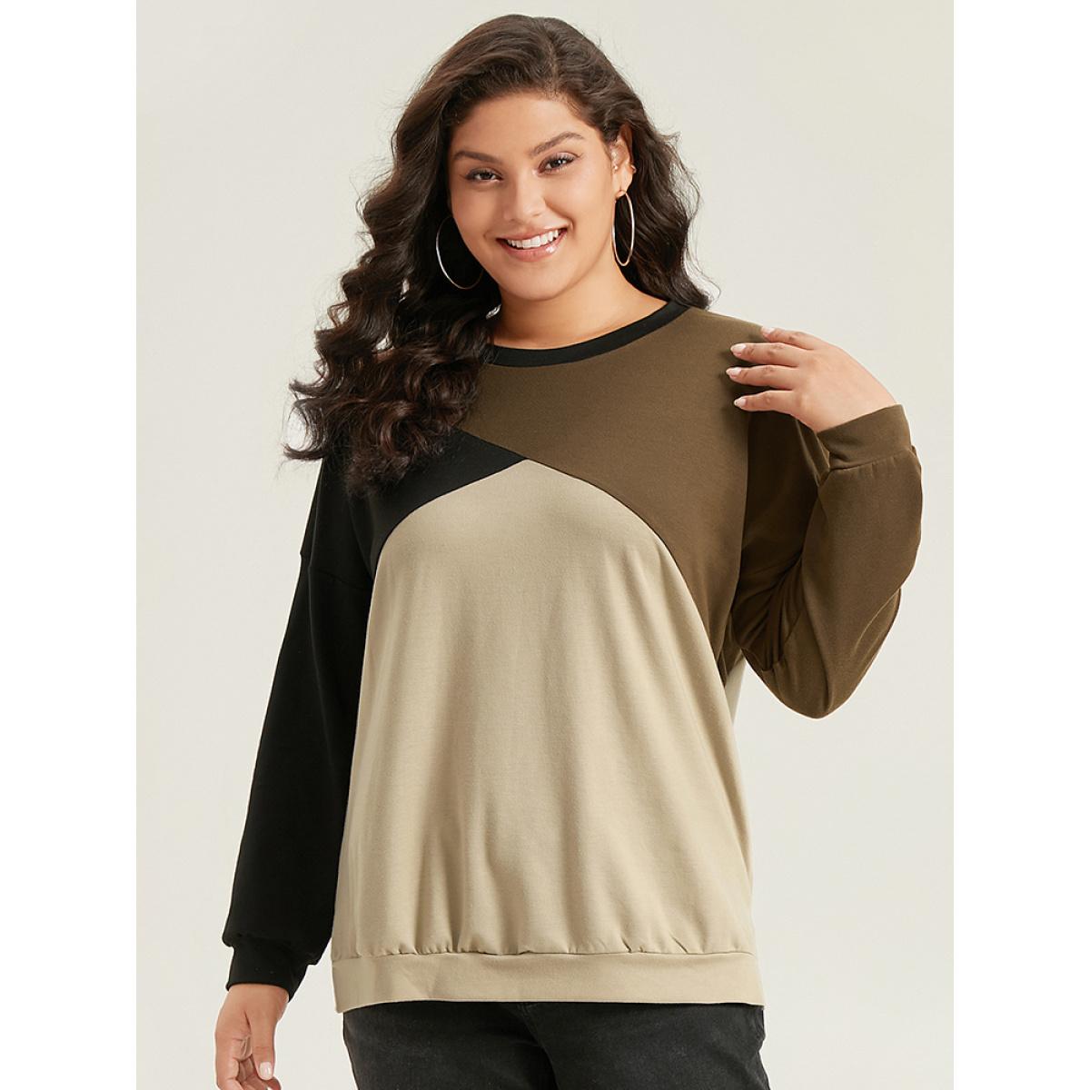 Plus Size Colorblock Patchwork Drop Shoulder Sweatshirt Women DarkBrown Casual Elastic cuffs Round Neck Dailywear Sweatshirts BloomChic 30/6X Product Image