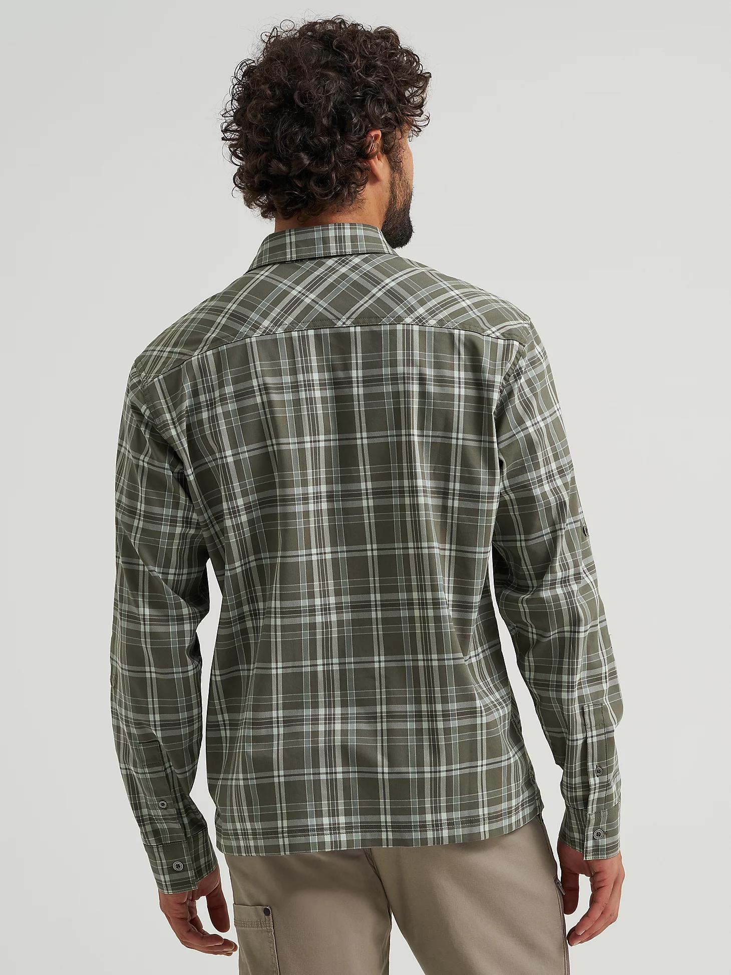 Men's Outdoor Stretch Plaid Shirt in Deep Depths Product Image