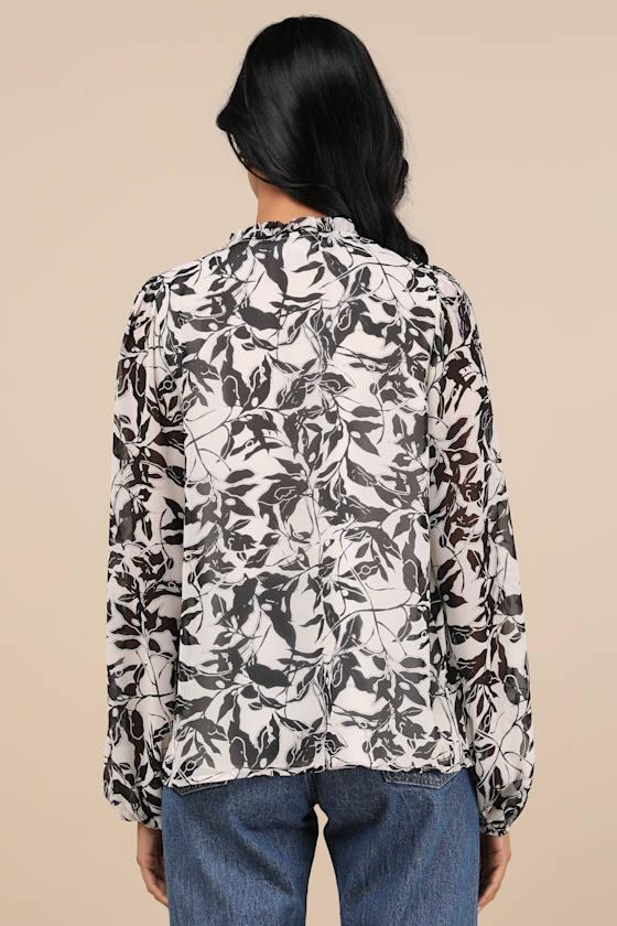 Classic Concept White and Black Floral Pleated Long Sleeve Top Product Image