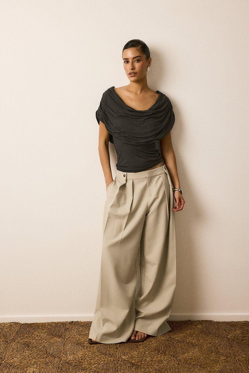 Mid Waist Suit Pants Product Image