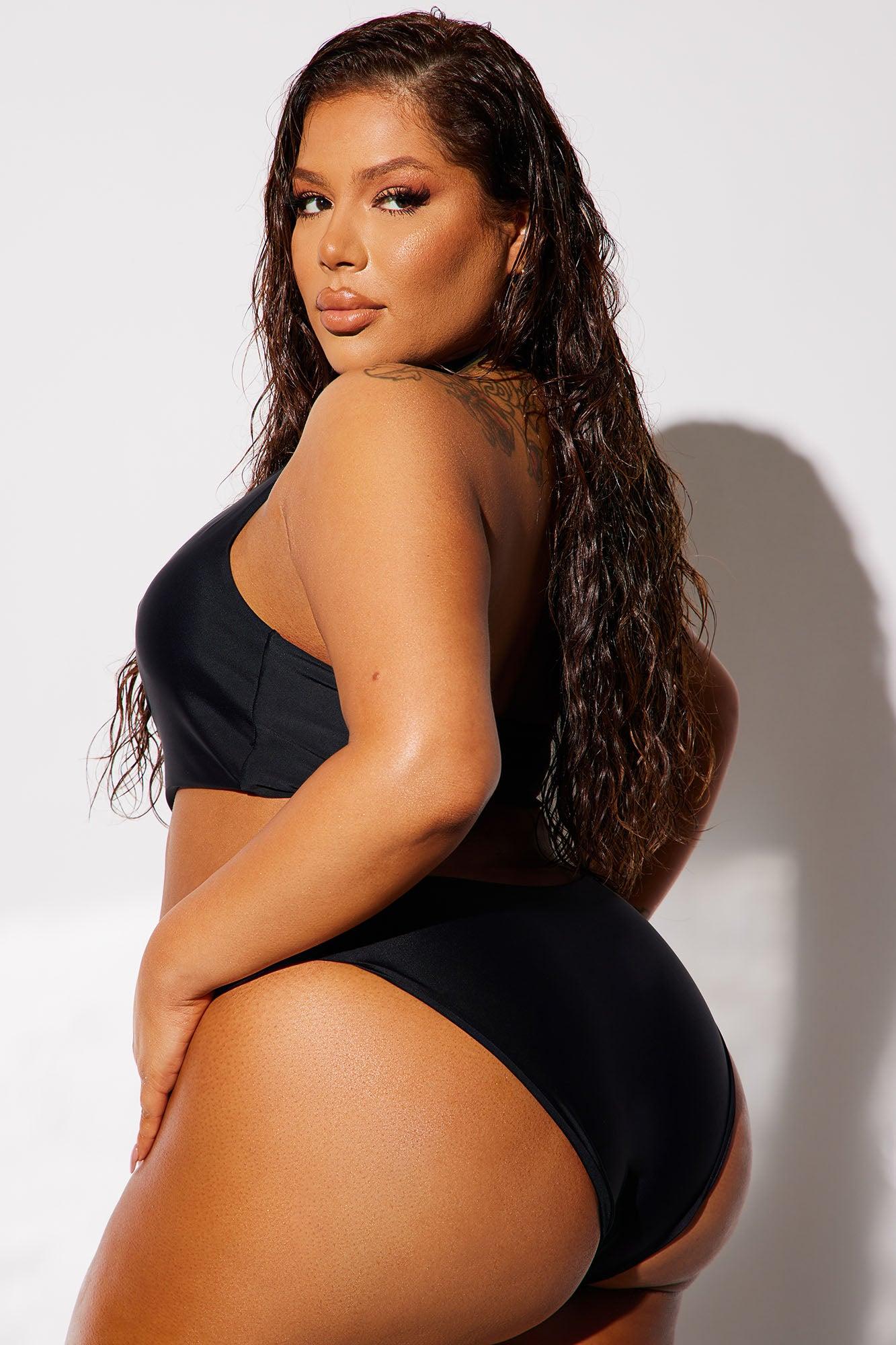 Vacation Villas Cutout One Piece Swimsuit - Black Product Image