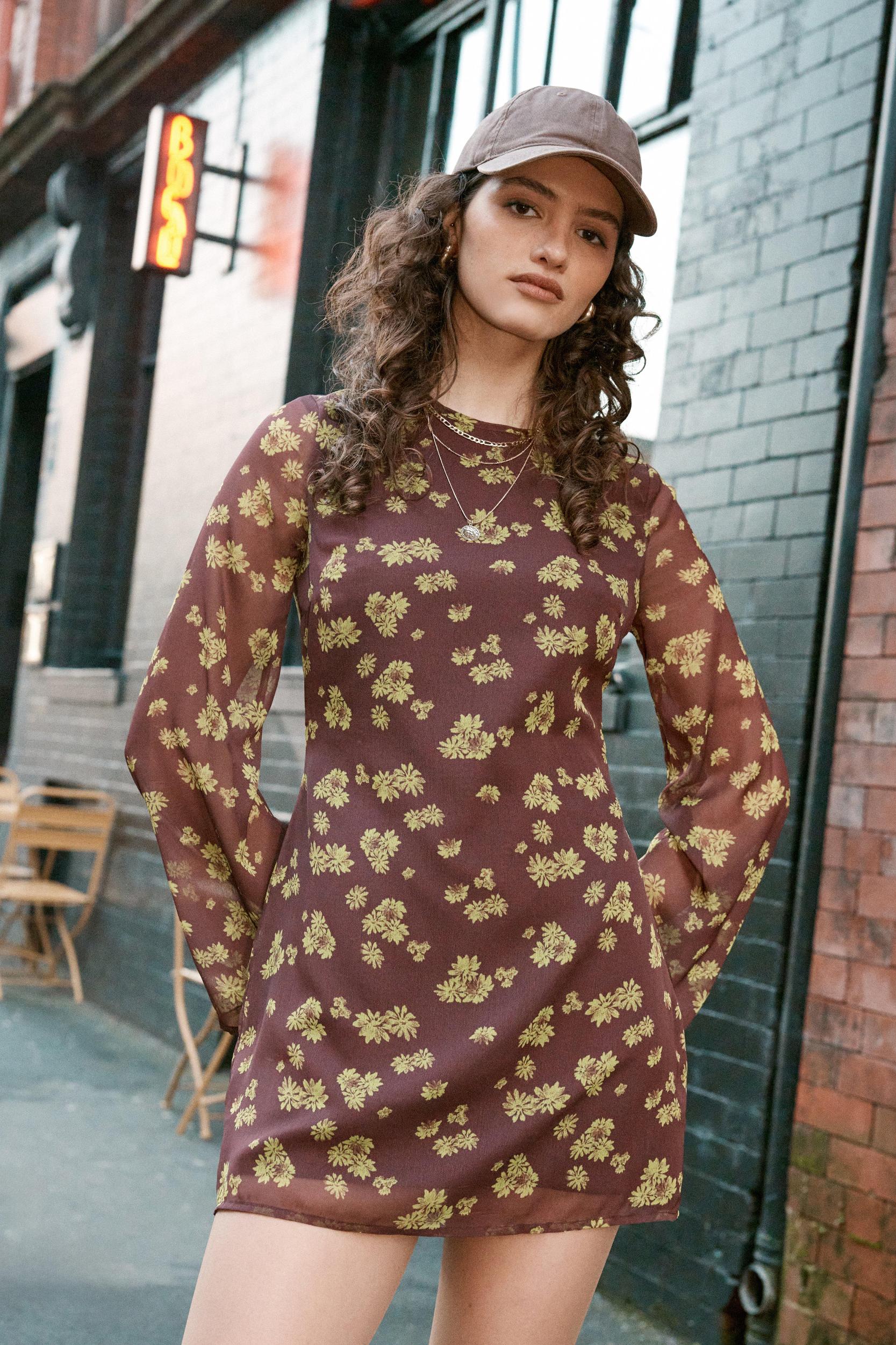 Ditsy Floral Crinkle Chiffon Tunic Mini Dress Product Image