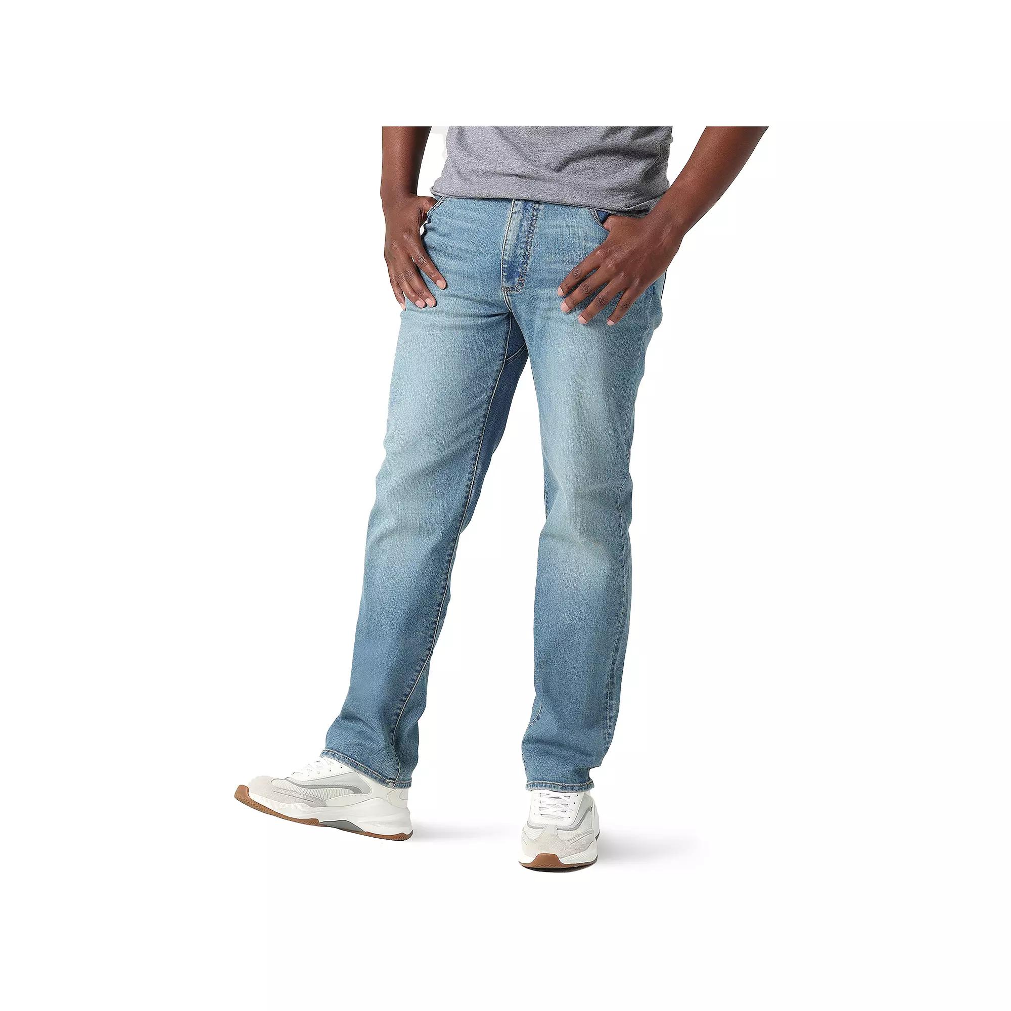 Men's Lee Extreme-Motion MVP Relaxed-Fit Jeans,  Product Image