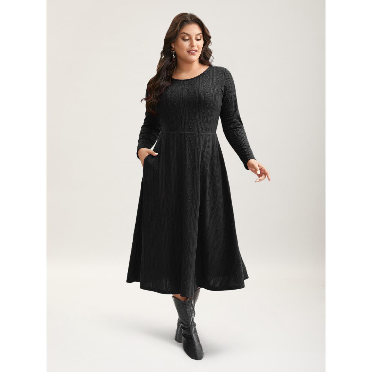 Plus Size Textured Knit Fit-And-Flare Midi Dress Black Women Casual Texture Round Neck Long Sleeve Curvy BloomChic 26/4X Product Image