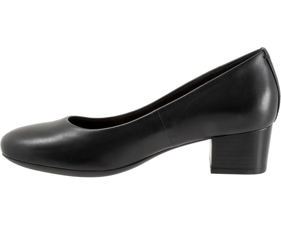 Women's SoftWalk Lynn Product Image