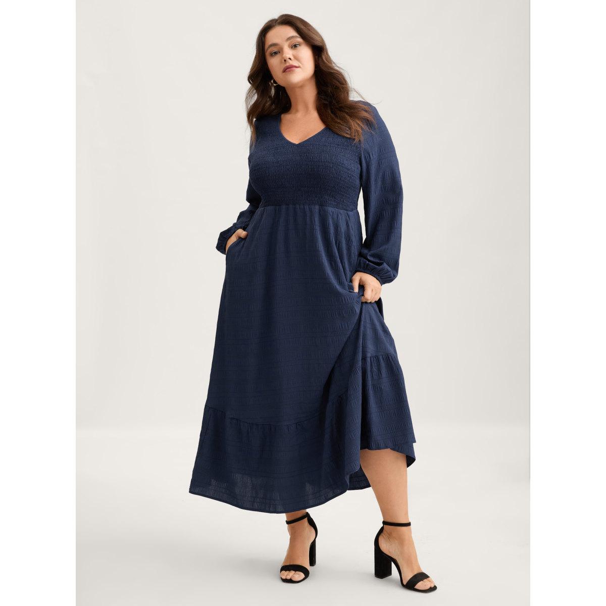 Plus Size Solid Shirred Plisse Flutter Hem Dress DarkBlue Women Leisure Elastic cuffs V-neck Long Sleeve Curvy Midi Dress BloomChic 18-20/2X Product Image