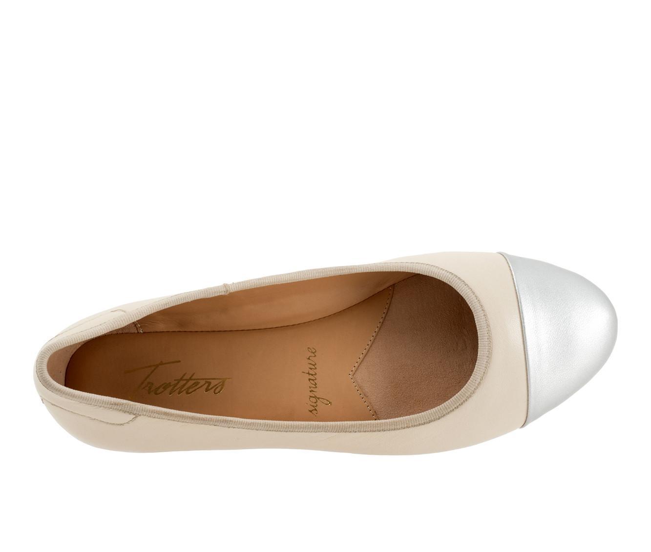 Women's Trotters Clara Flats Product Image