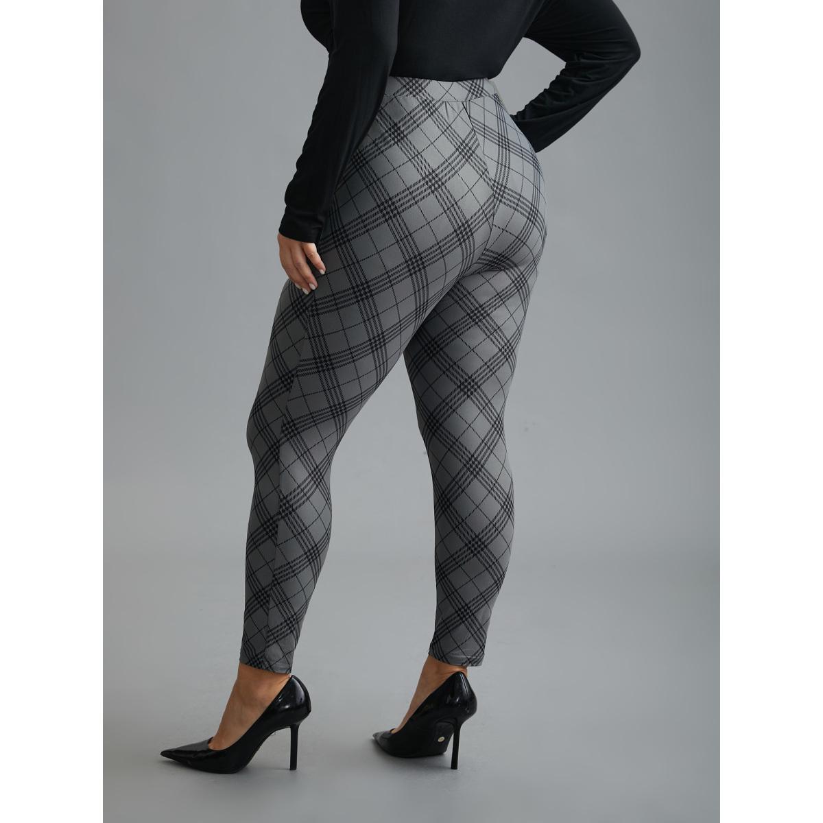 Plus Size Plaid Pattern Mid-Rise Skinny Pants Women DimGray Elegant Medium stretch Skinny Mid Rise Everyday Leggings BloomChic 26/4X Product Image