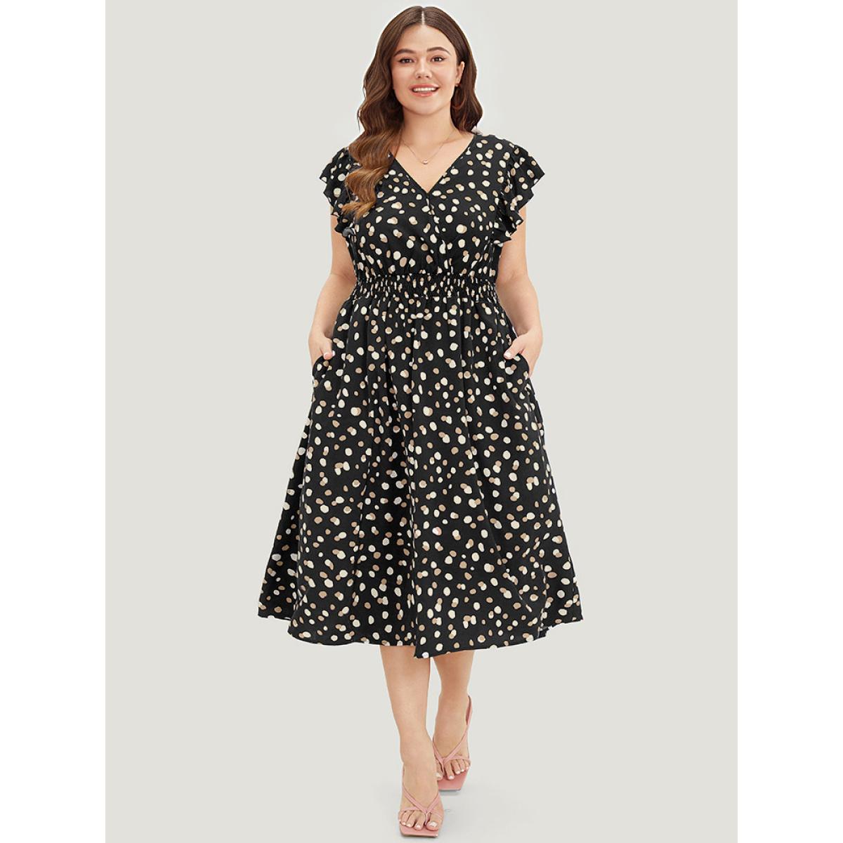Plus Size Allover Print Pocket Wrap Flutter Cap Sleeve Dress Black Women Office Wrap V-neck Sleeveless Curvy Midi Dress BloomChic 30/6X Product Image