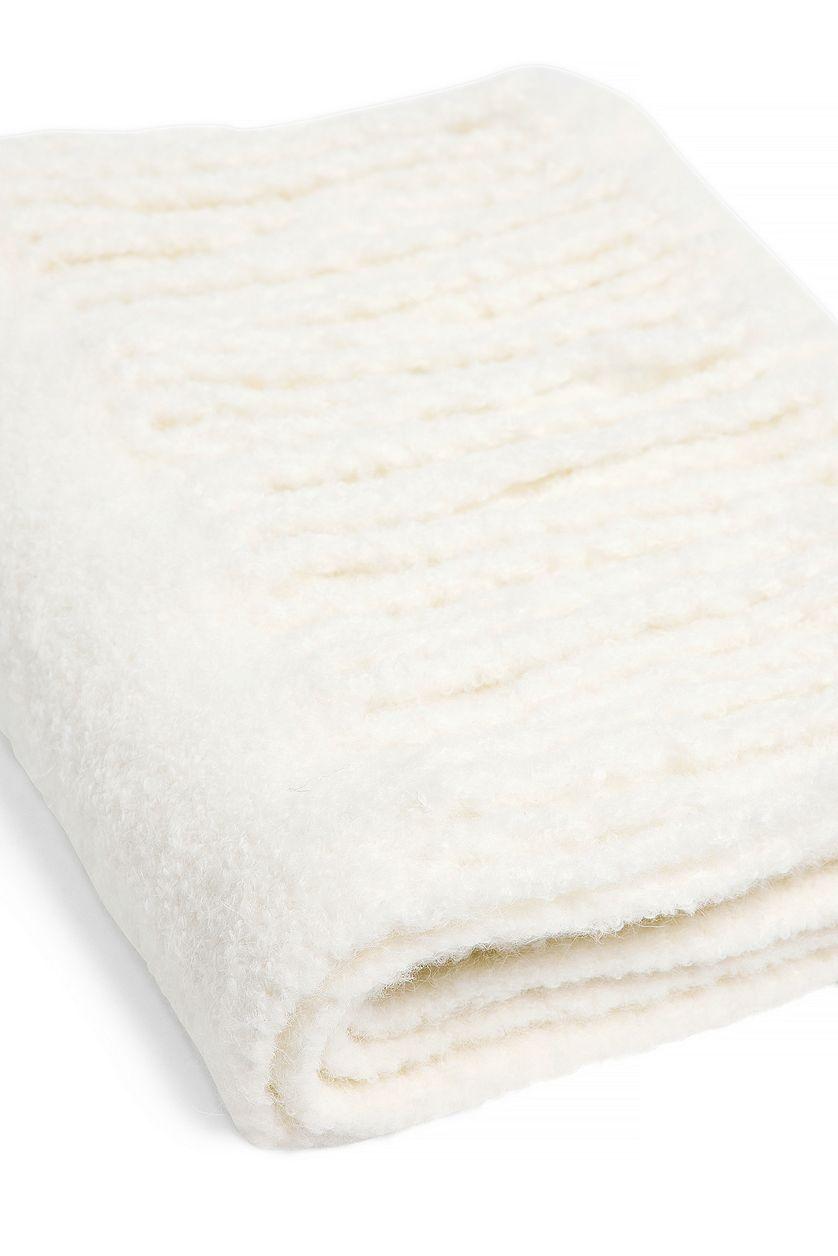 Knitted Scarf Product Image