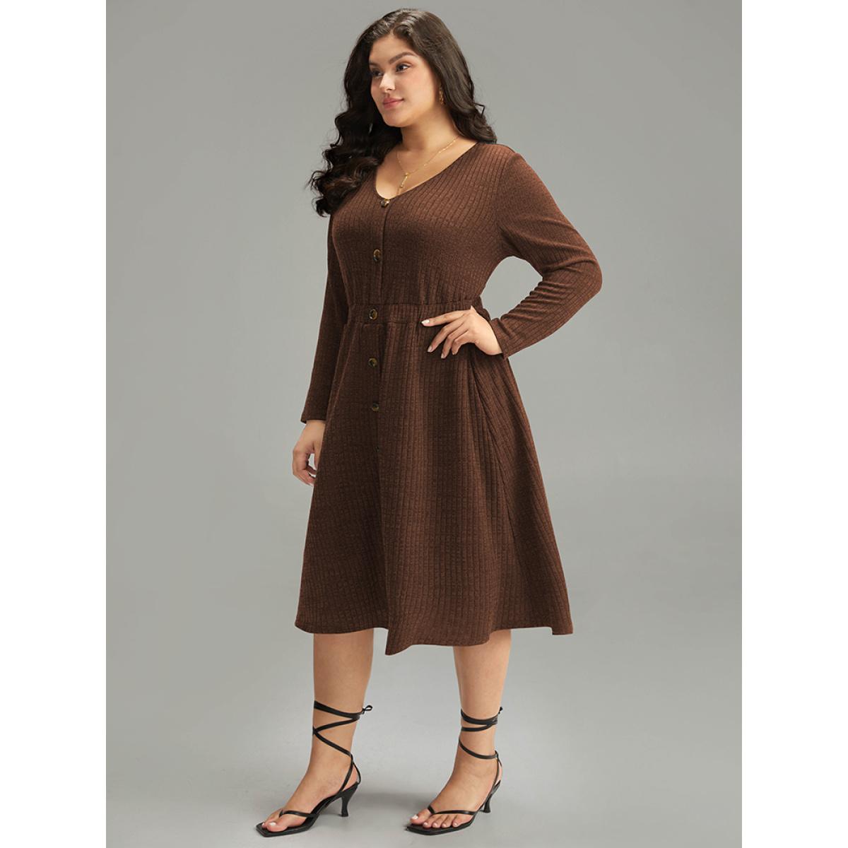Plus Size Rib Knit Button Detail Pocket Dress Burgundy Women Casual Plain V-neck Long Sleeve Curvy Midi Dress BloomChic 30/6X Product Image