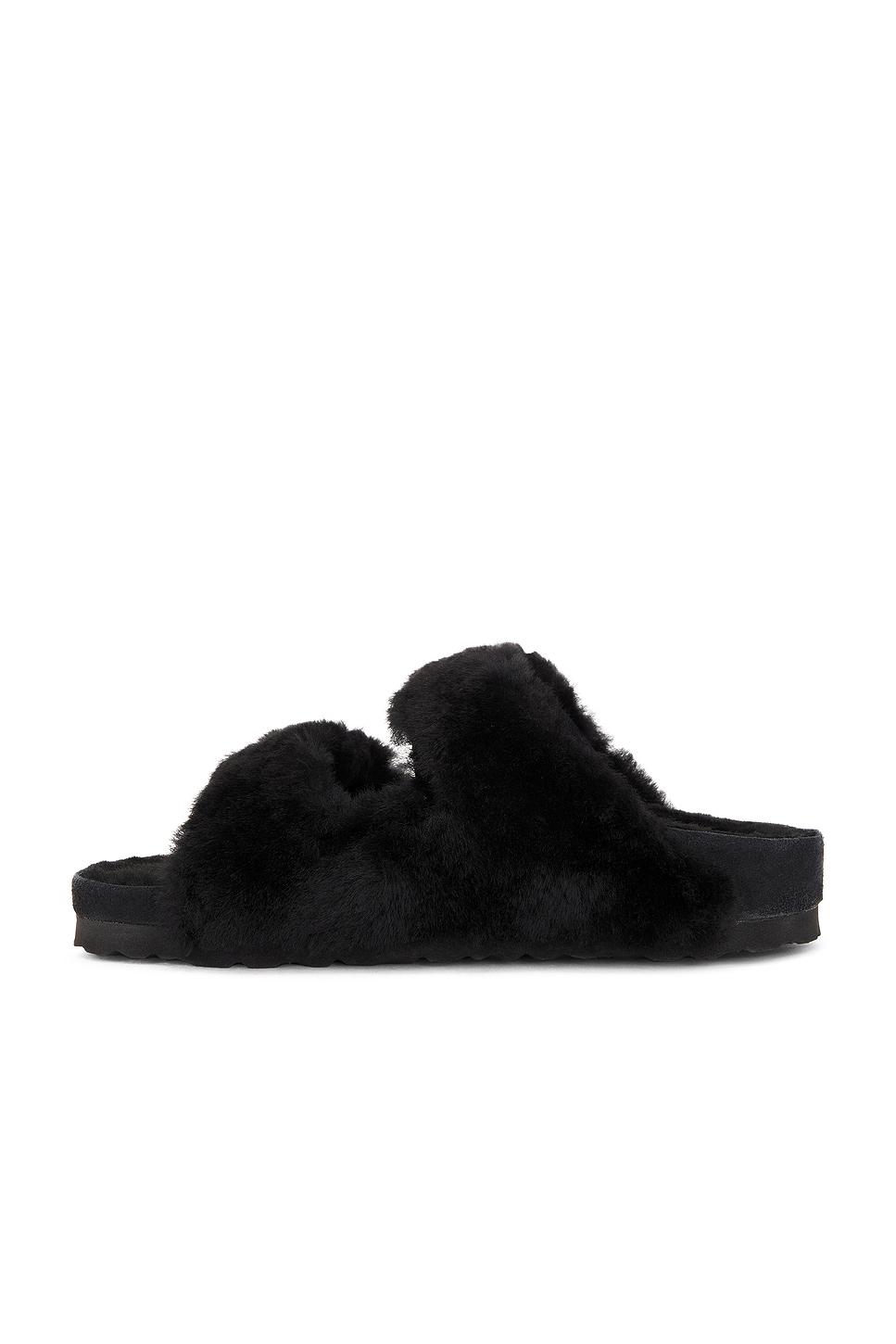 Arizona Shearling Big Buckle Sandal Product Image