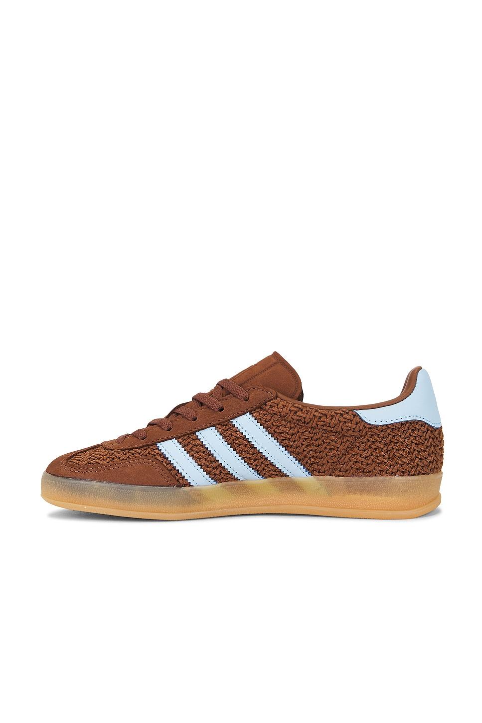 Gazelle Indoor Product Image