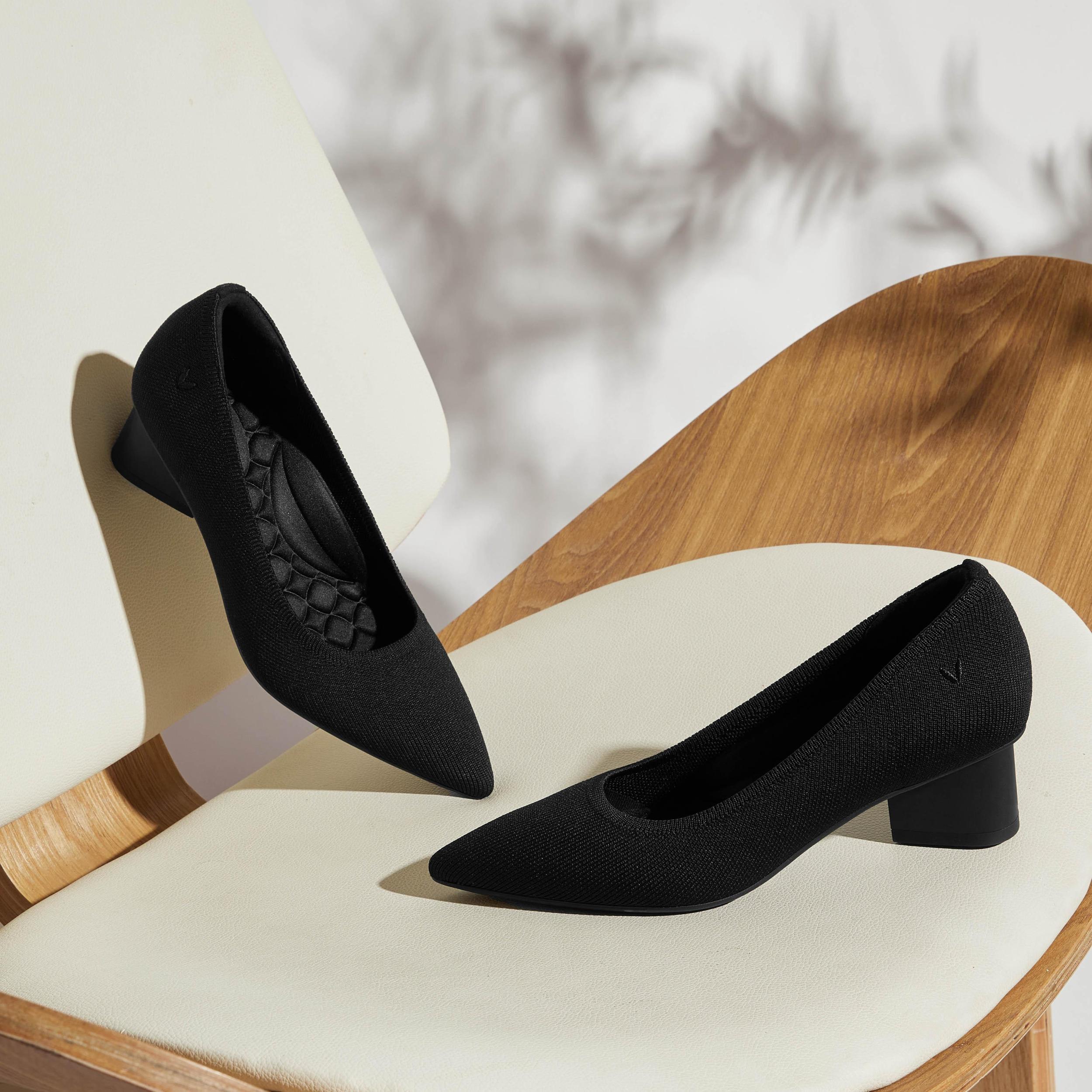 Pointed-Toe Chunky Heels (Tracy Pro) Product Image