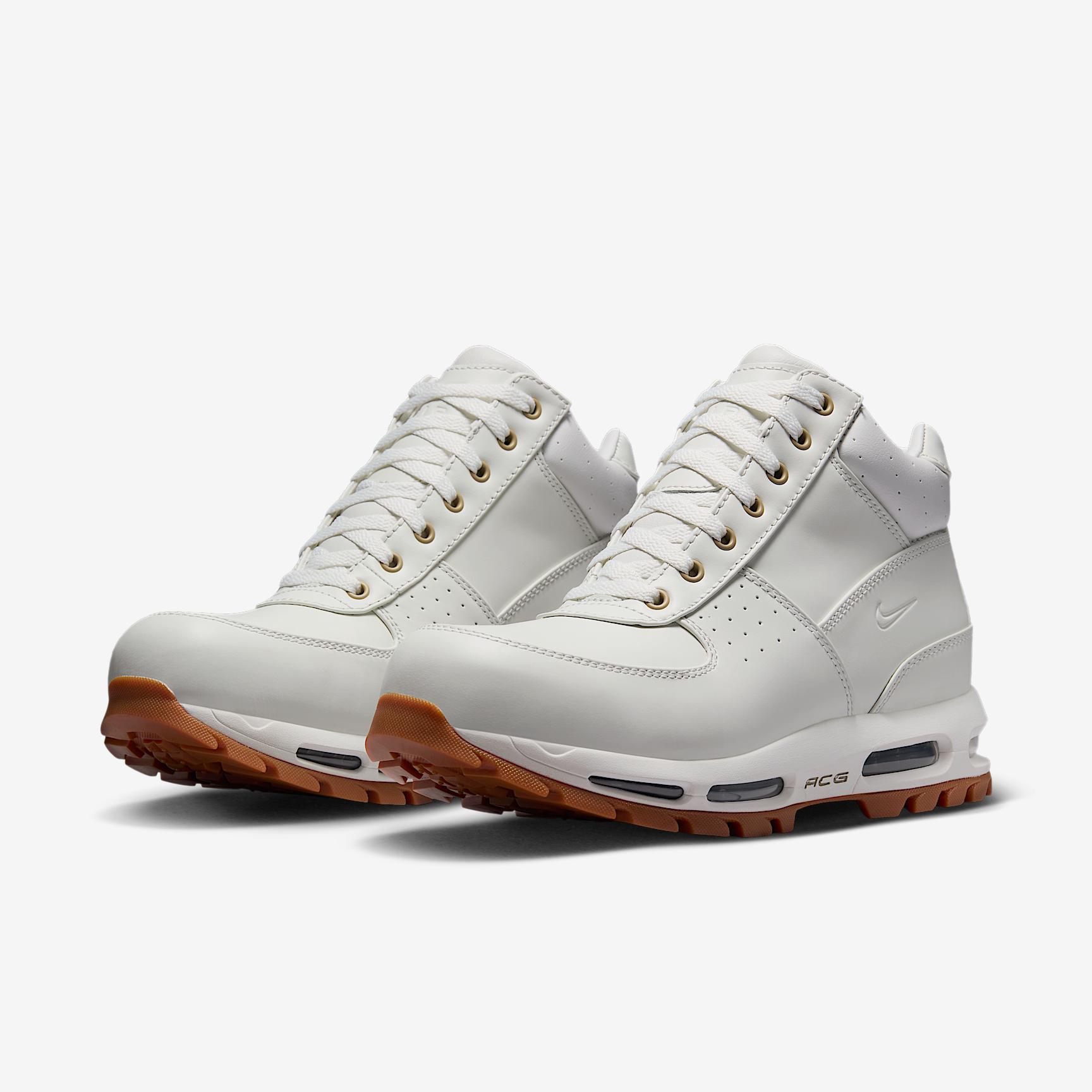 Mens Nike Air Max Goadome Boots Product Image