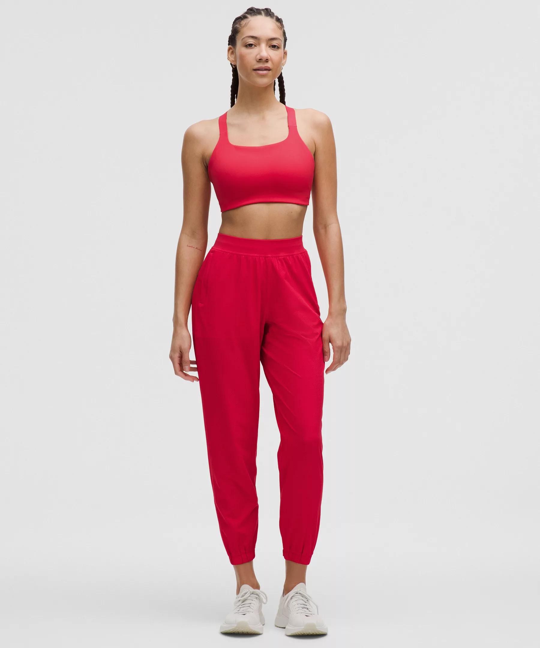 Ultralu Square-Neck Workout Bra *Medium Support, D/DD Cup Product Image