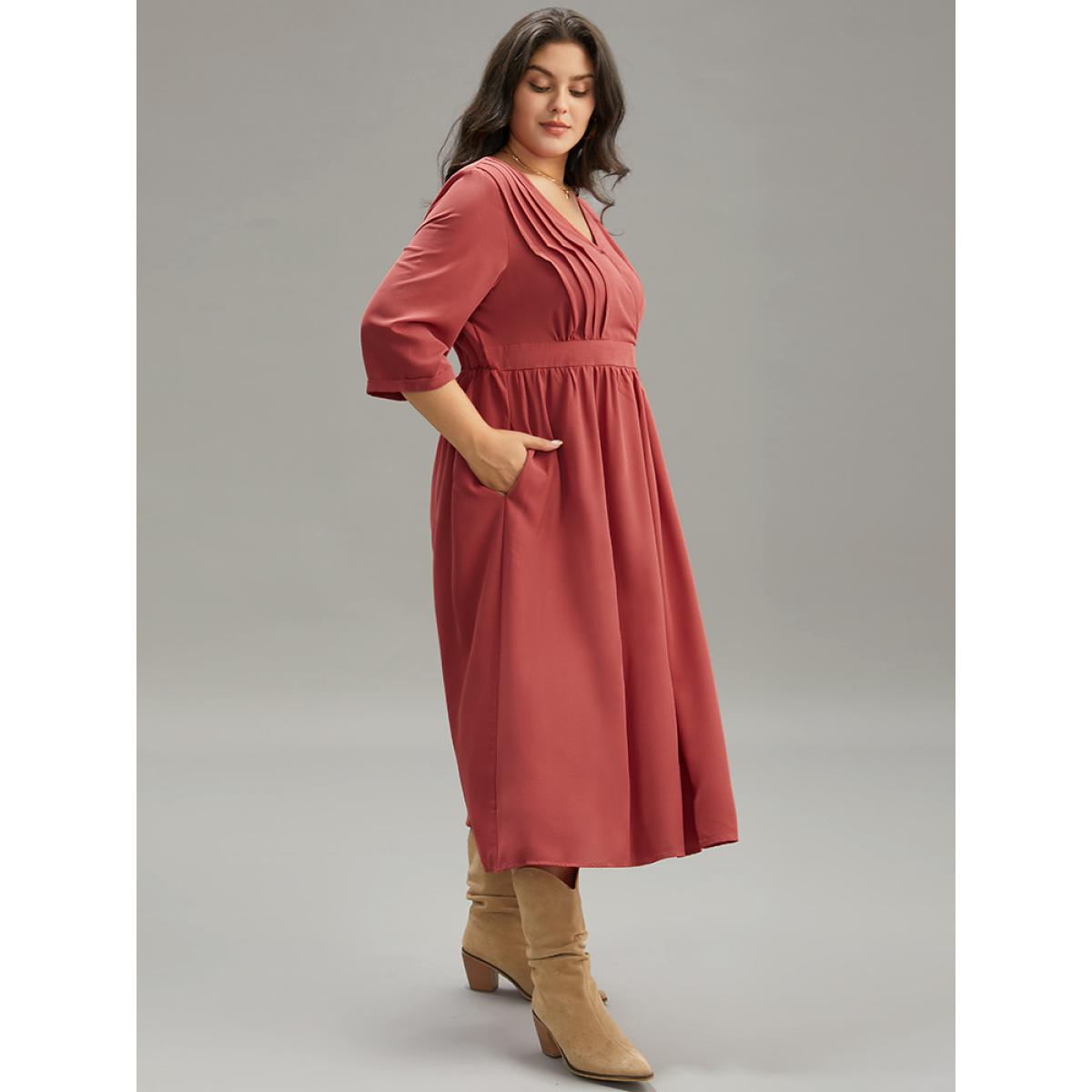 Plus Size Plain Pleated Gathered Wrap Pocket Dress OrangeRed Women Casual Gathered V-neck Elbow-length sleeve Curvy Midi Dress BloomChic 14-16/1X Product Image