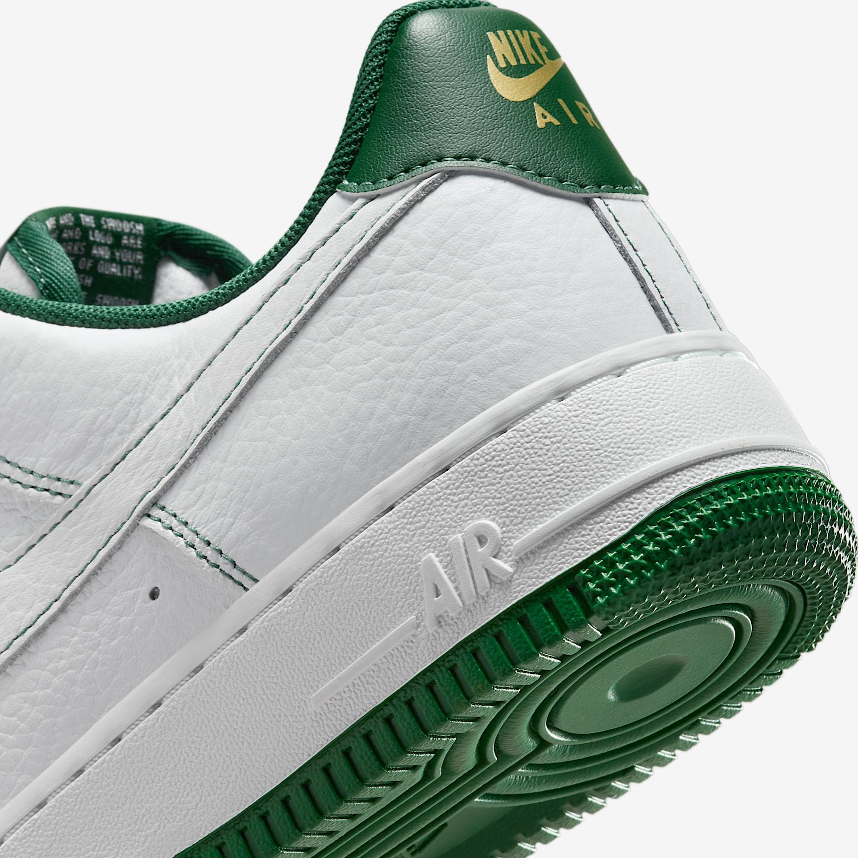 Nike Womens Air Force 1 07 Mini Jewel Shoes | IB6543-102 Product Image