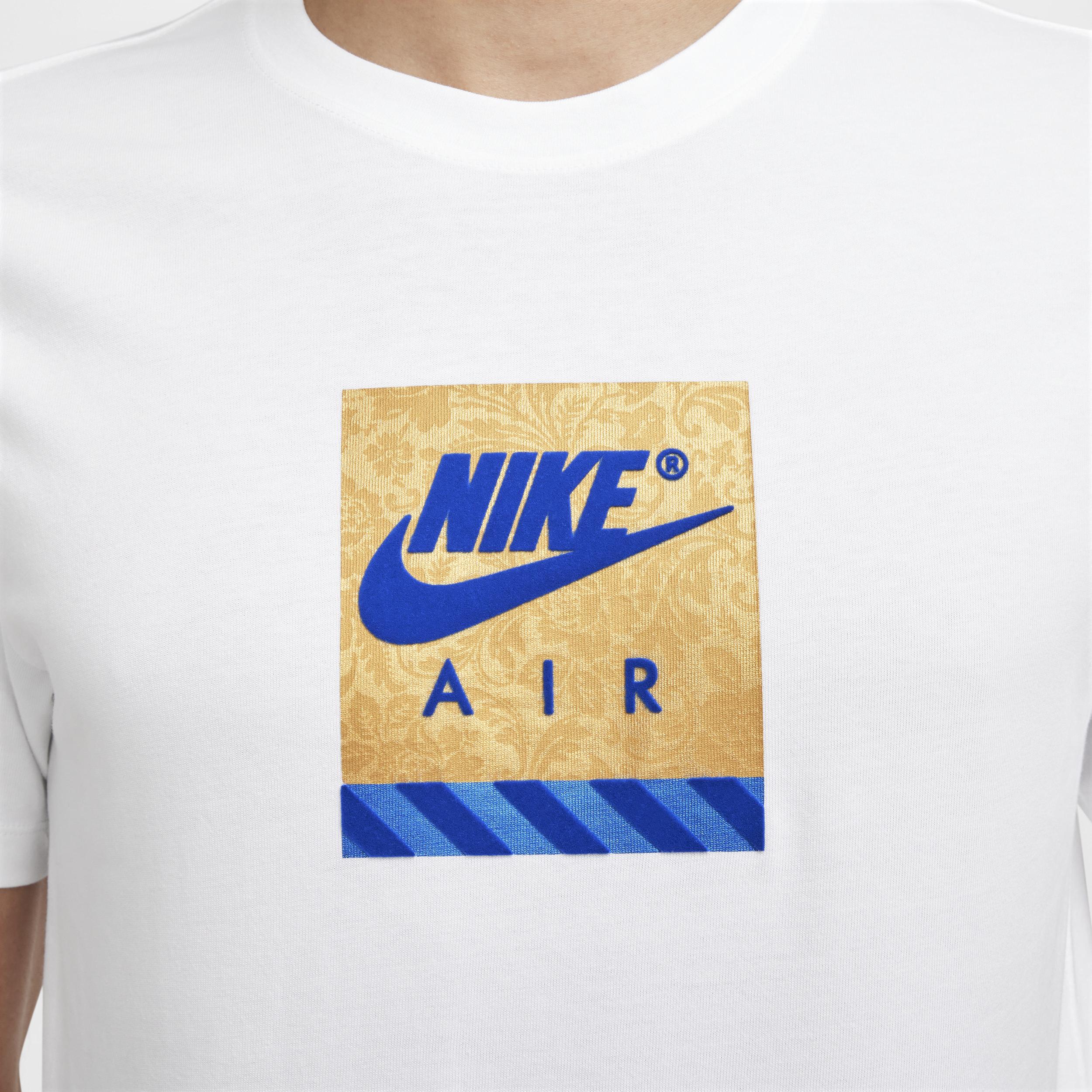 Nike Sportswear T-Shirt Product Image