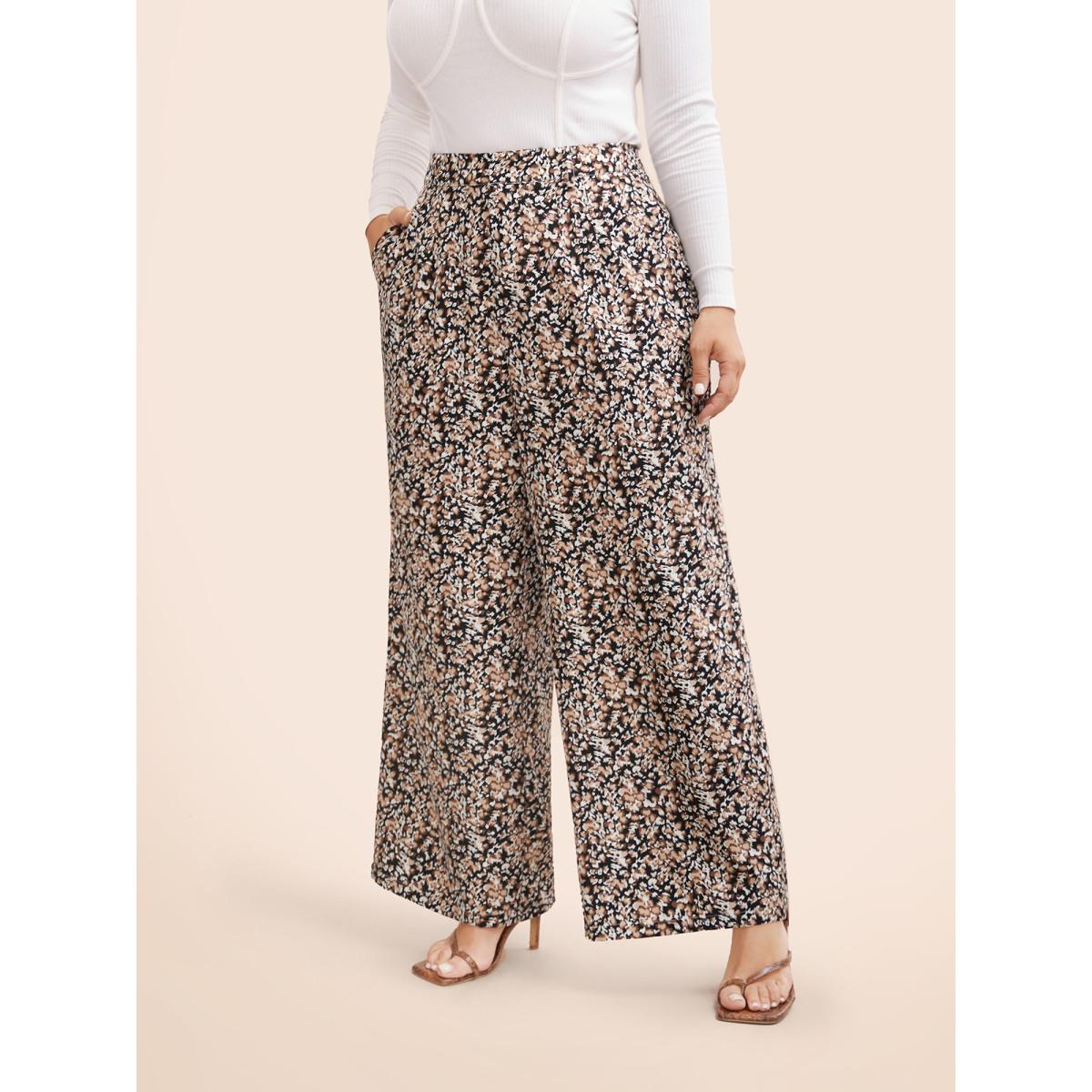 Plus Size Leopard Print Pleated Wide Leg Pants Women Leopard Casual Wide Leg Mid Rise Everyday Pants BloomChic 18-20/2X Product Image